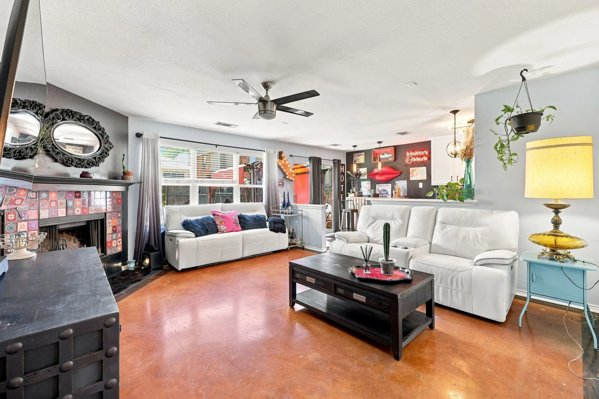 Single Family Residence For Sale in Collin County , 388 Elk Trail, Melissa, Texas 75454, 3 Bedroom, 2 Bathroom, 2 Garage spaces, 1,411 Sqft, built in 2004, mls#21362801, Real Estate Agent in Melissa, Homes For Sale in Collin county, Homes For Sale in Melissa, Realtor in Melissa Texas, Real Estate Brokerage Independent Realty Texas, Luminita Cordes Realtor