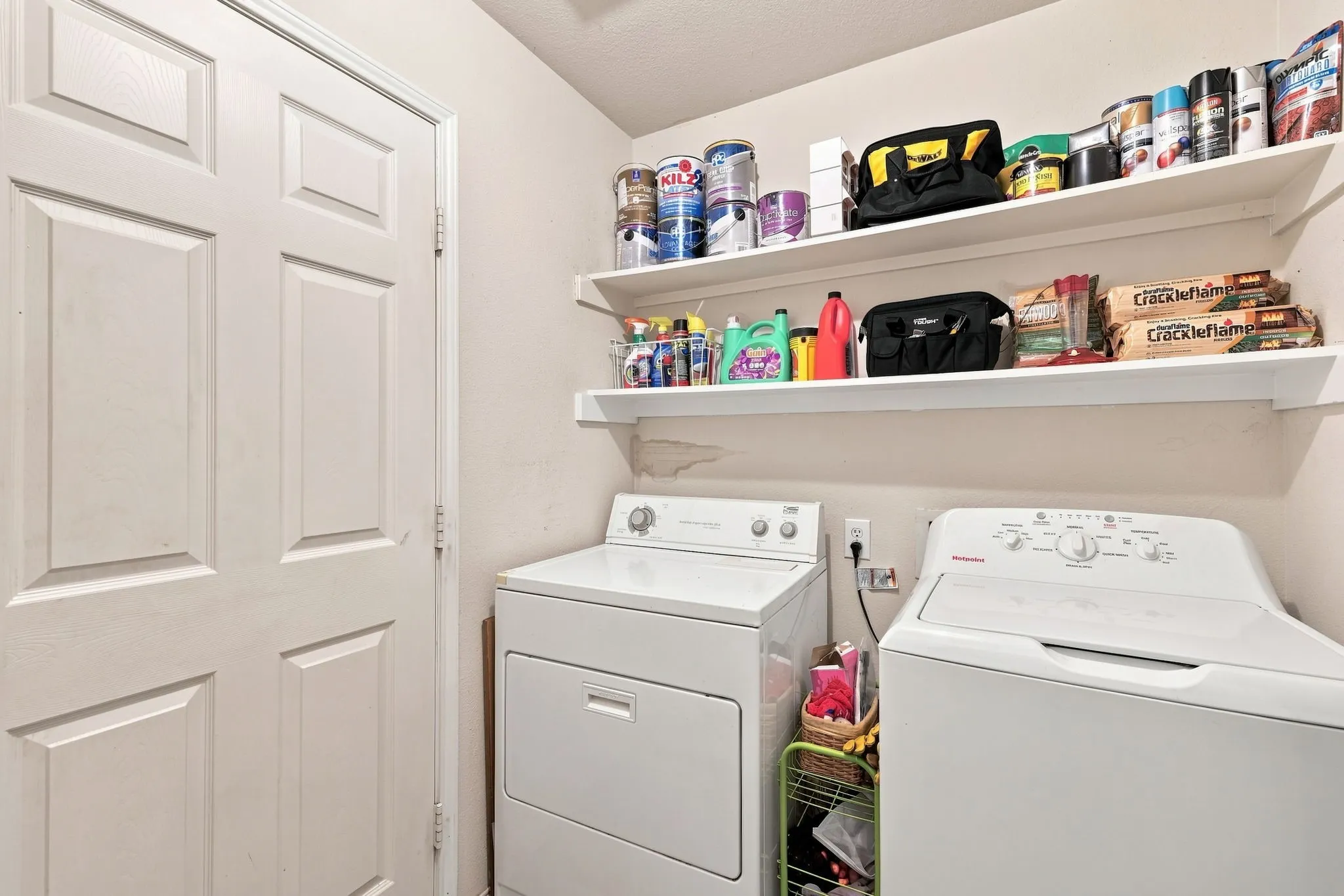 Single Family Residence For Sale in Collin County , 388 Elk Trail, Melissa, Texas 75454, 3 Bedroom, 2 Bathroom, 2 Garage spaces, 1,411 Sqft, built in 2004, mls#21362801, Real Estate Agent in Melissa, Homes For Sale in Collin county, Homes For Sale in Melissa, Realtor in Melissa Texas, Real Estate Brokerage Independent Realty Texas, Luminita Cordes Realtor