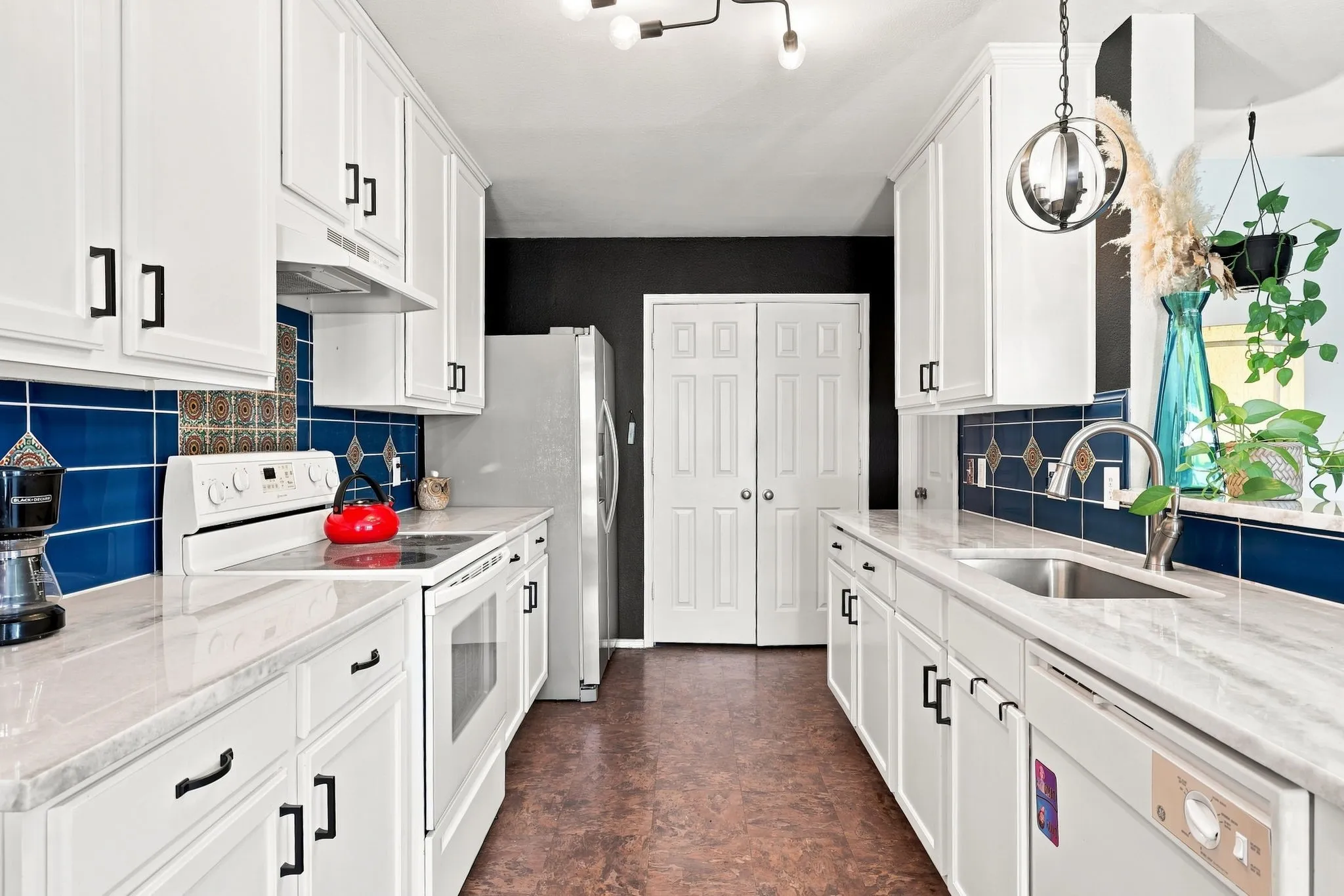 Single Family Residence For Sale in Collin County , 388 Elk Trail, Melissa, Texas 75454, 3 Bedroom, 2 Bathroom, 2 Garage spaces, 1,411 Sqft, built in 2004, mls#21362801, Real Estate Agent in Melissa, Homes For Sale in Collin county, Homes For Sale in Melissa, Realtor in Melissa Texas, Real Estate Brokerage Independent Realty Texas, Luminita Cordes Realtor