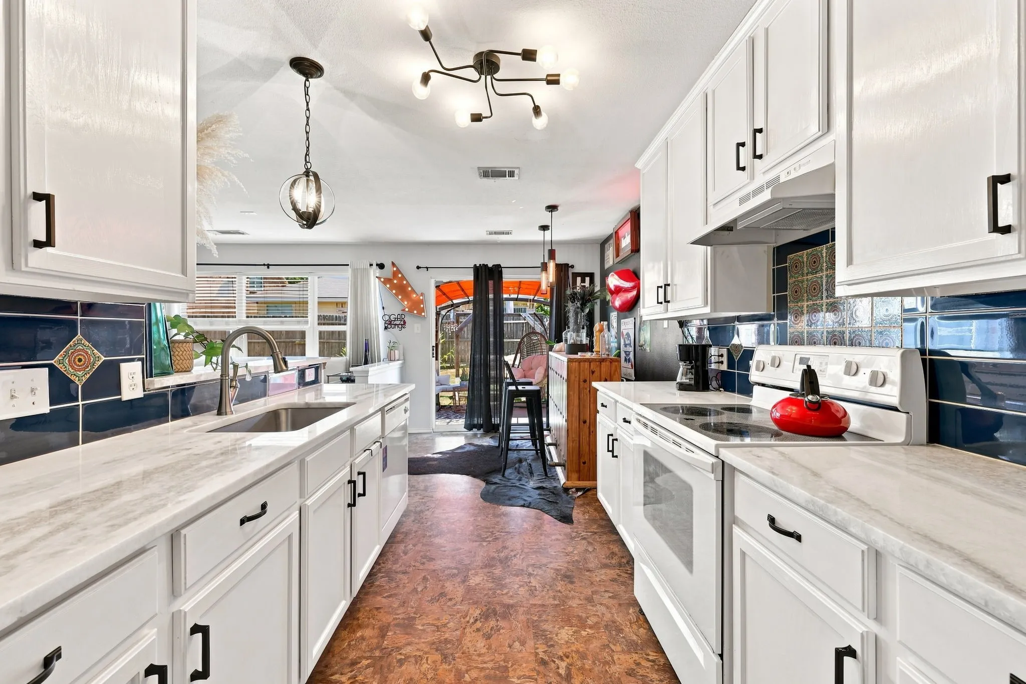 Single Family Residence For Sale in Collin County , 388 Elk Trail, Melissa, Texas 75454, 3 Bedroom, 2 Bathroom, 2 Garage spaces, 1,411 Sqft, built in 2004, mls#21362801, Real Estate Agent in Melissa, Homes For Sale in Collin county, Homes For Sale in Melissa, Realtor in Melissa Texas, Real Estate Brokerage Independent Realty Texas, Luminita Cordes Realtor