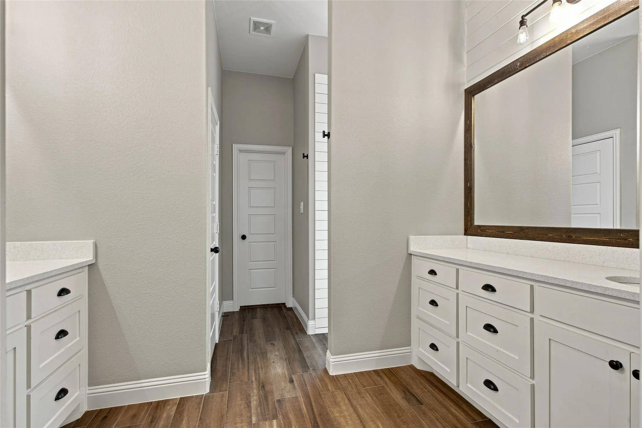 Single Family Residence For Sale in Denton County , 713 Chaparral Road, Sanger, Texas 76266, 4 Bedroom, 2 Bathroom, 3 Garage spaces, 2,198 Sqft, built in 2018, mls#21363708, Real Estate Agent in Sanger, Homes For Sale in Denton county, Homes For Sale in Sanger, Realtor in Sanger Texas, Real Estate Brokerage Independent Realty Texas, Luminita Cordes Realtor