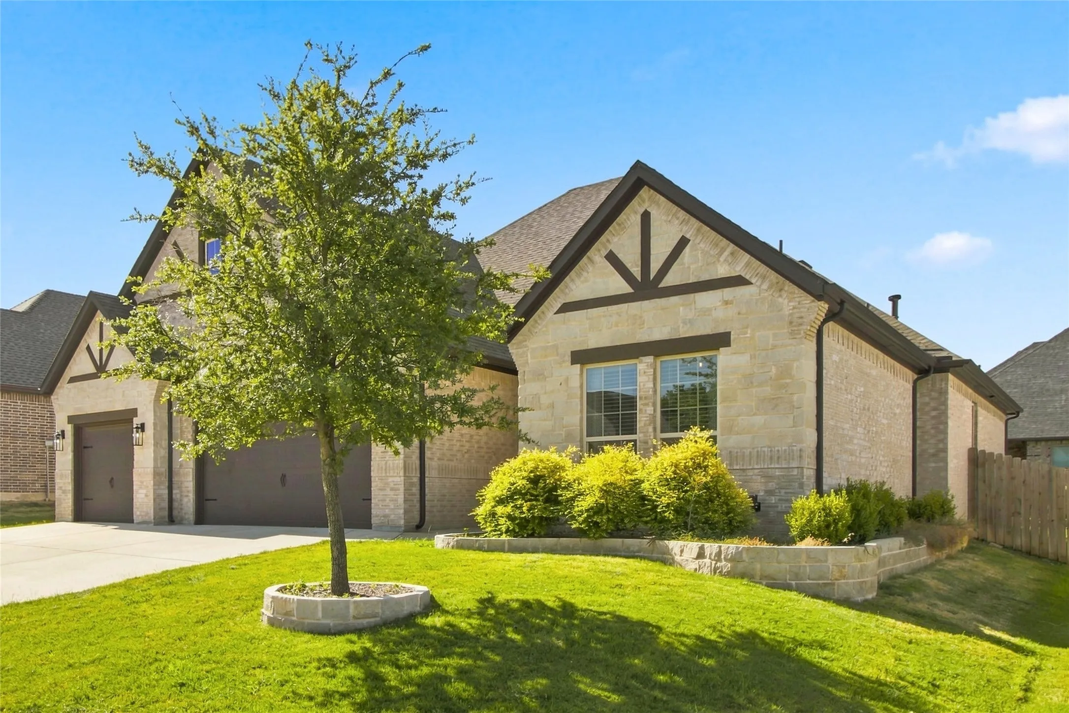 Single Family Residence For Sale in Denton County , 713 Chaparral Road, Sanger, Texas 76266, 4 Bedroom, 2 Bathroom, 3 Garage spaces, 2,198 Sqft, built in 2018, mls#21363708, Real Estate Agent in Sanger, Homes For Sale in Denton county, Homes For Sale in Sanger, Realtor in Sanger Texas, Real Estate Brokerage Independent Realty Texas, Luminita Cordes Realtor