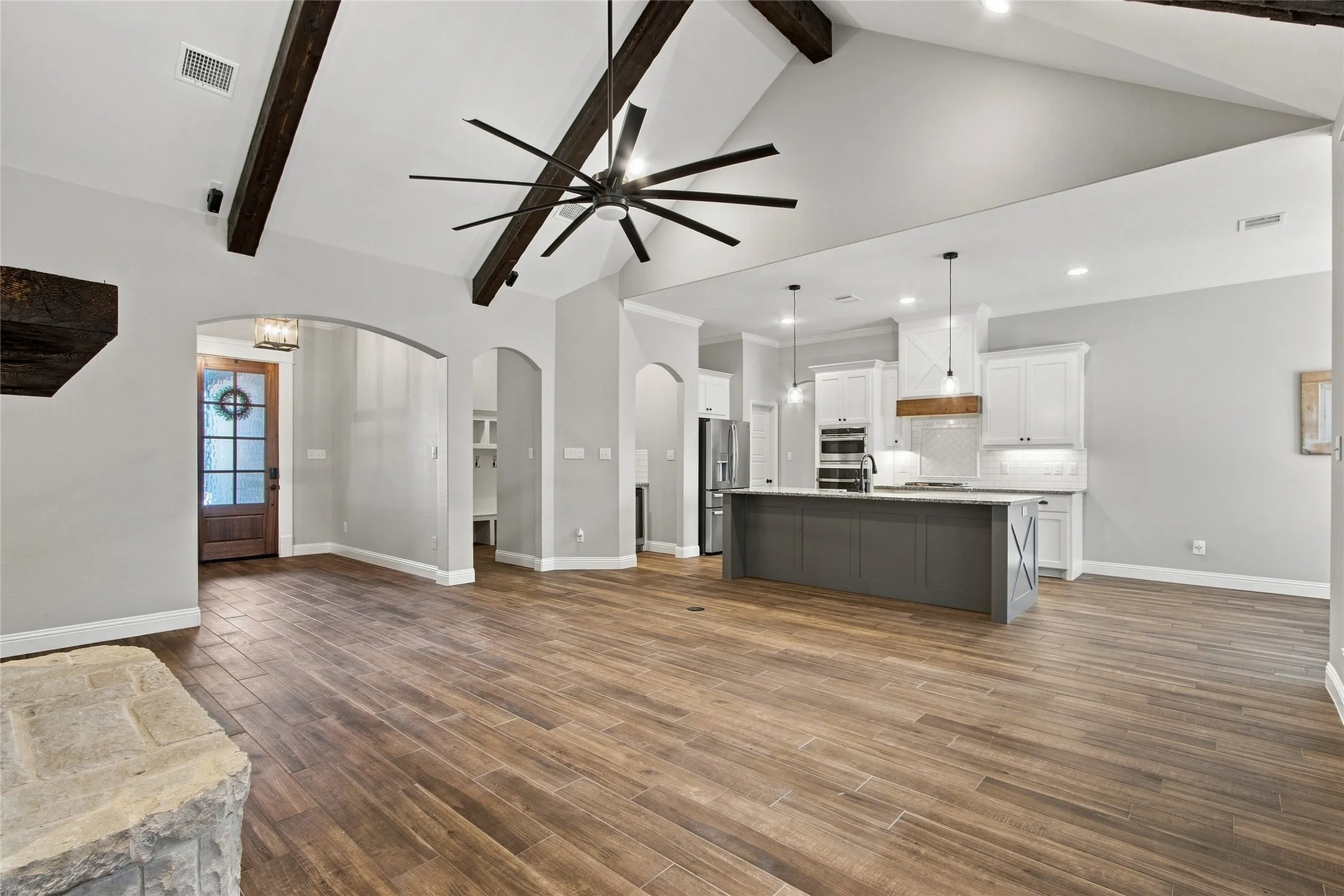 Single Family Residence For Sale in Denton County , 713 Chaparral Road, Sanger, Texas 76266, 4 Bedroom, 2 Bathroom, 3 Garage spaces, 2,198 Sqft, built in 2018, mls#21363708, Real Estate Agent in Sanger, Homes For Sale in Denton county, Homes For Sale in Sanger, Realtor in Sanger Texas, Real Estate Brokerage Independent Realty Texas, Luminita Cordes Realtor