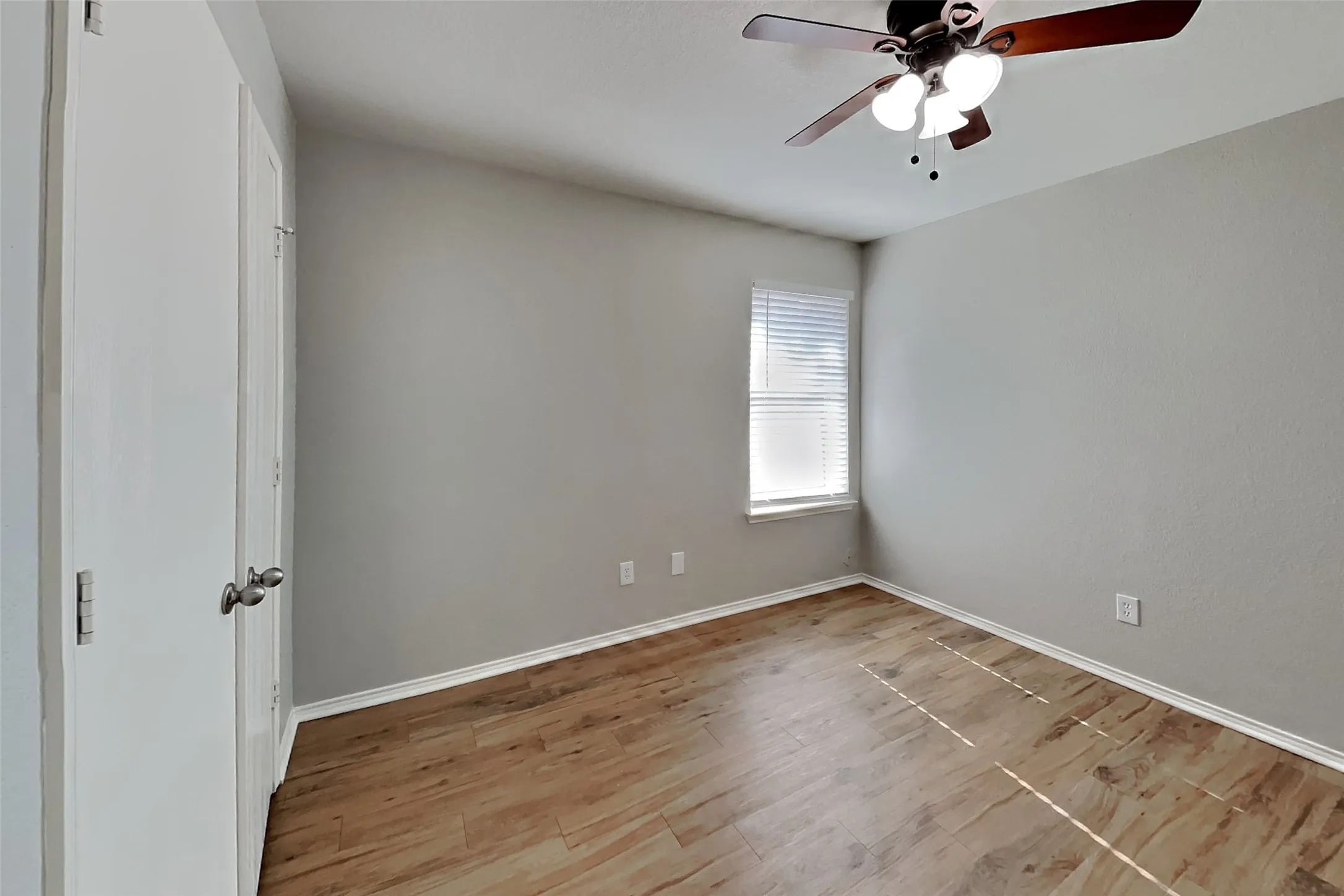 Single Family Residence For Rent in Tarrant County , 4541 Grainland Court, Fort Worth, Texas 76179, 3 Bedroom, 2 Bathroom, 2 Garage spaces, 1,604 Sqft, built in 2006, mls#21363701, Real Estate Agent in Fort Worth, Homes For Rent in Tarrant county, Homes For Rent in Fort Worth, Realtor in Fort Worth Texas, Real Estate Brokerage Independent Realty Texas, Luminita Cordes Realtor