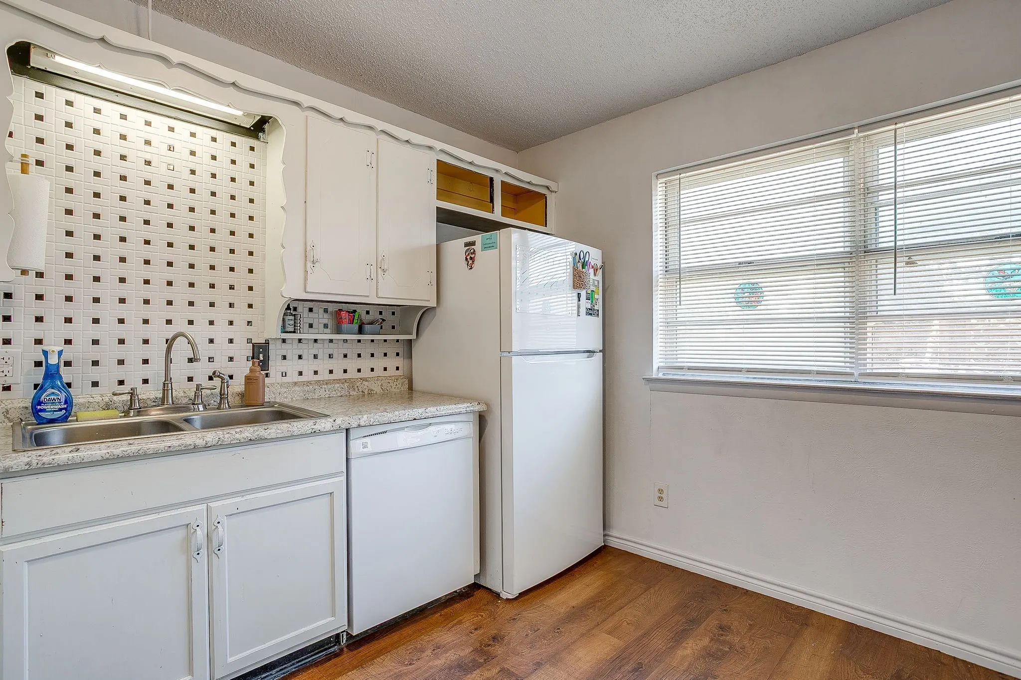 Single Family Residence For Sale in Palo Pinto County , 2102 SE 10th Street, Mineral Wells, Texas 76067, 4 Bedroom, 2 Bathroom, Garage spaces, 2,017 Sqft, built in 1968, mls#21362559, Real Estate Agent in Mineral Wells, Homes For Sale in Palo Pinto county, Homes For Sale in Mineral Wells, Realtor in Mineral Wells Texas, Real Estate Brokerage Independent Realty Texas, Luminita Cordes Realtor