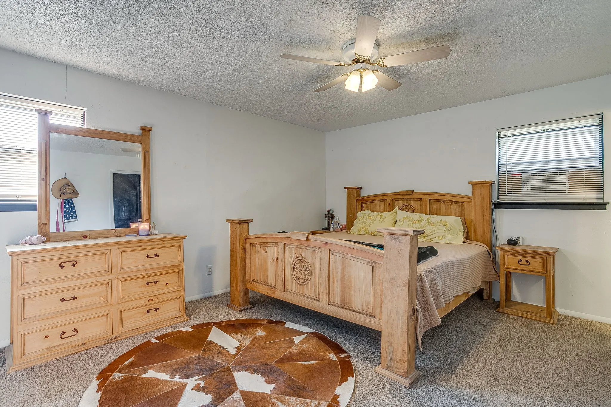 Single Family Residence For Sale in Palo Pinto County , 2102 SE 10th Street, Mineral Wells, Texas 76067, 4 Bedroom, 2 Bathroom, Garage spaces, 2,017 Sqft, built in 1968, mls#21362559, Real Estate Agent in Mineral Wells, Homes For Sale in Palo Pinto county, Homes For Sale in Mineral Wells, Realtor in Mineral Wells Texas, Real Estate Brokerage Independent Realty Texas, Luminita Cordes Realtor