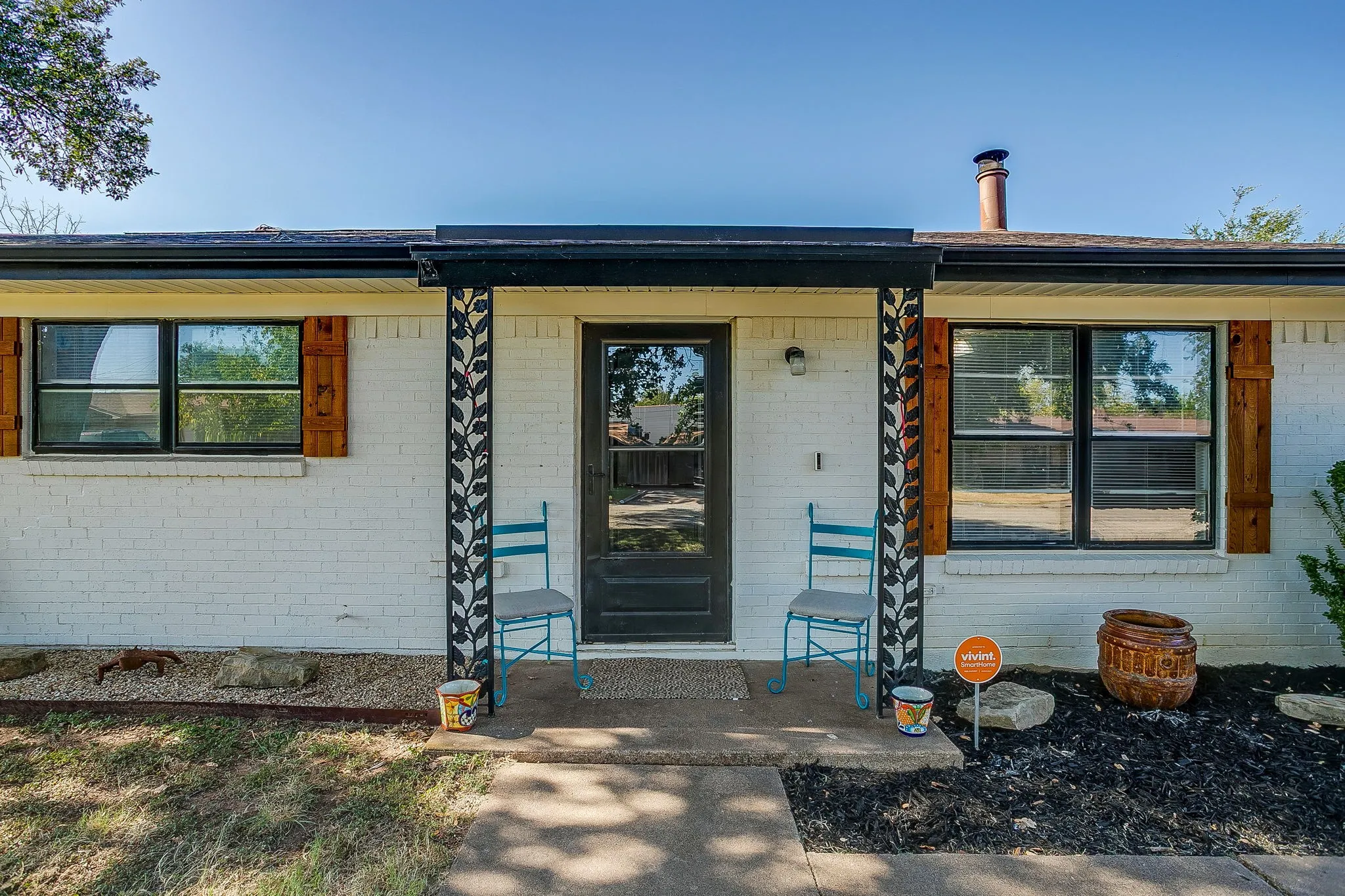 Single Family Residence For Sale in Palo Pinto County , 2102 SE 10th Street, Mineral Wells, Texas 76067, 4 Bedroom, 2 Bathroom, Garage spaces, 2,017 Sqft, built in 1968, mls#21362559, Real Estate Agent in Mineral Wells, Homes For Sale in Palo Pinto county, Homes For Sale in Mineral Wells, Realtor in Mineral Wells Texas, Real Estate Brokerage Independent Realty Texas, Luminita Cordes Realtor