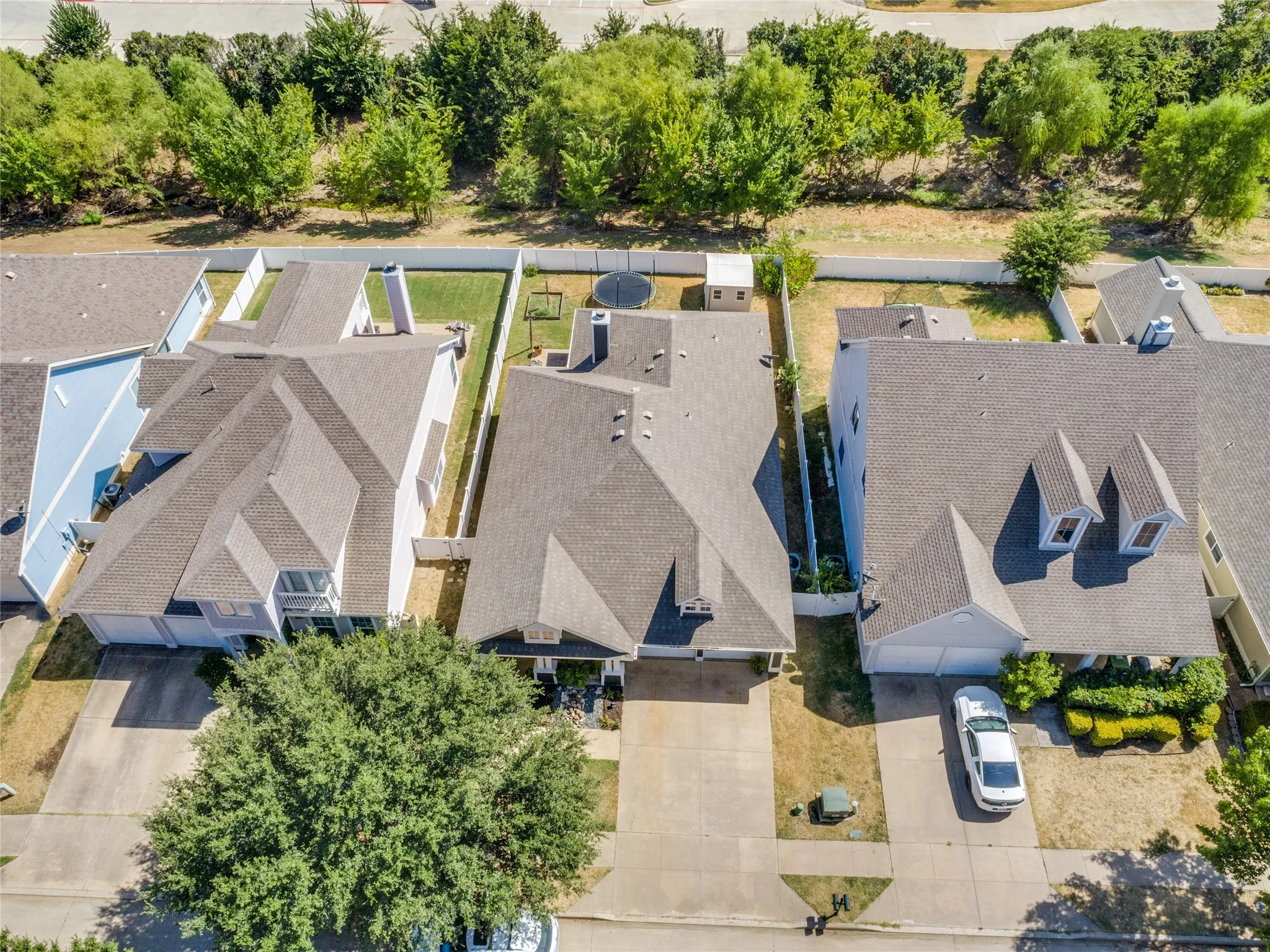 Single Family Residence For Sale in Denton County , 10316 Nantucket Drive, Providence Village, Texas 76227, 3 Bedroom, 2 Bathroom, 2 Garage spaces, 1,730 Sqft, built in 2003, mls#21337096, Real Estate Agent in Providence Village, Homes For Sale in Denton county, Homes For Sale in Providence Village, Realtor in Providence Village Texas, Real Estate Brokerage Independent Realty Texas, Luminita Cordes Realtor