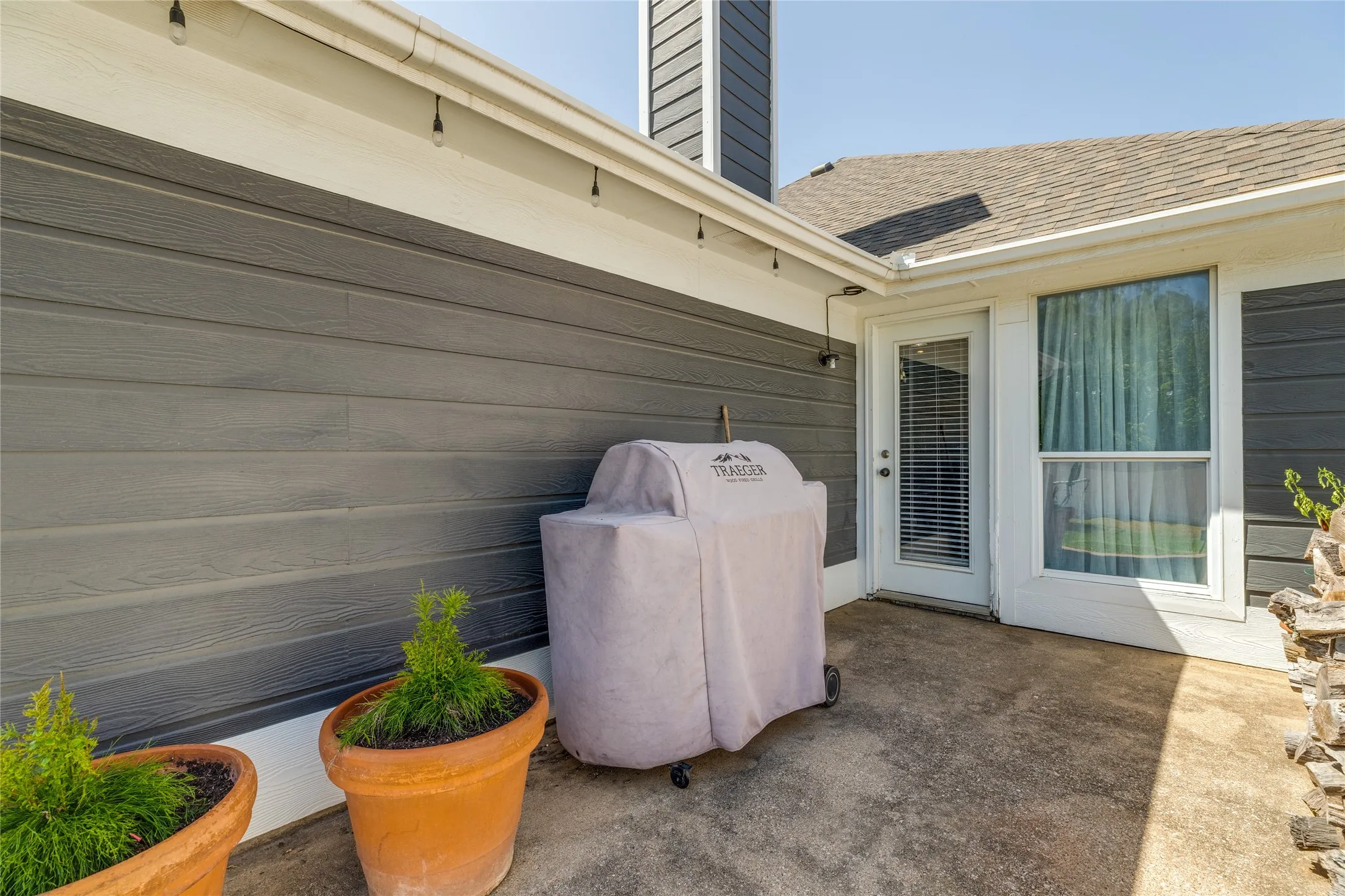 Single Family Residence For Sale in Denton County , 10316 Nantucket Drive, Providence Village, Texas 76227, 3 Bedroom, 2 Bathroom, 2 Garage spaces, 1,730 Sqft, built in 2003, mls#21337096, Real Estate Agent in Providence Village, Homes For Sale in Denton county, Homes For Sale in Providence Village, Realtor in Providence Village Texas, Real Estate Brokerage Independent Realty Texas, Luminita Cordes Realtor