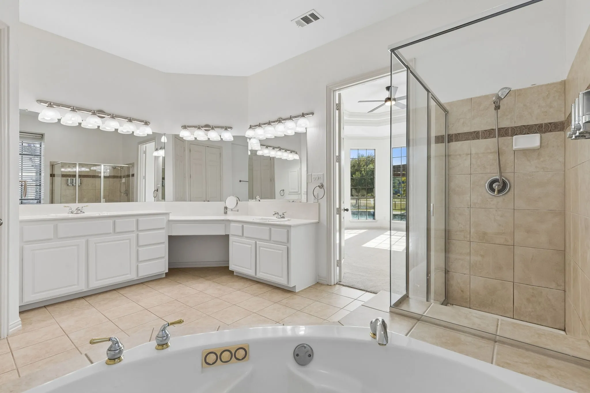 Single Family Residence For Sale in Tarrant County , 1308 Shropshire Court, Keller, Texas 76248, 5 Bedroom, 4 Bathroom, 4 Garage spaces, 4,344 Sqft, built in 2002, mls#21363693, Real Estate Agent in Keller, Homes For Sale in Tarrant county, Homes For Sale in Keller, Realtor in Keller Texas, Real Estate Brokerage Independent Realty Texas, Luminita Cordes Realtor