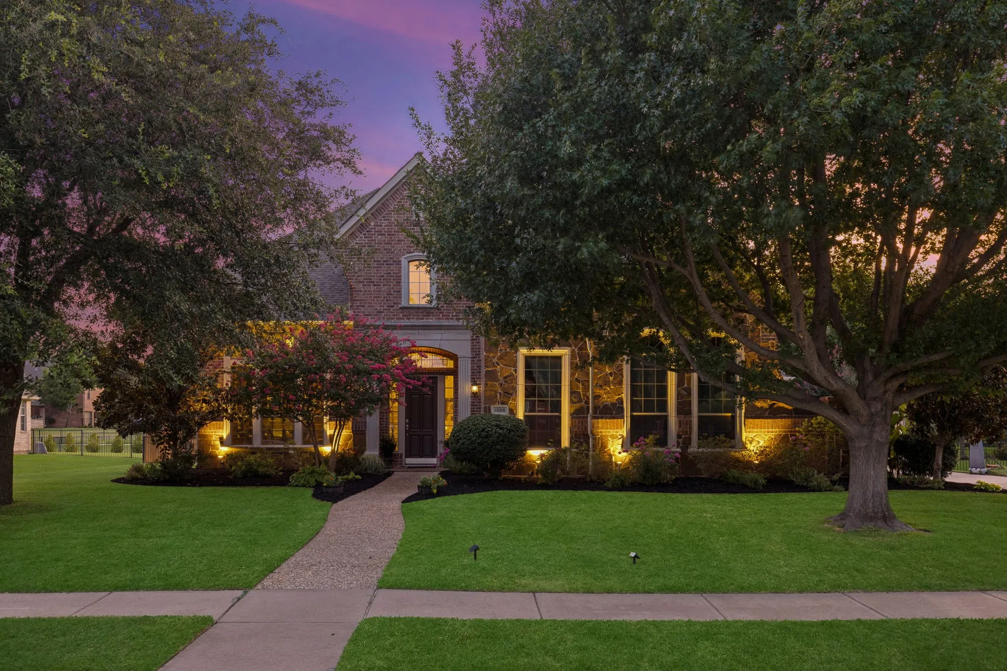 Single Family Residence For Sale in Tarrant County , 1308 Shropshire Court, Keller, Texas 76248, 5 Bedroom, 4 Bathroom, 4 Garage spaces, 4,344 Sqft, built in 2002, mls#21363693, Real Estate Agent in Keller, Homes For Sale in Tarrant county, Homes For Sale in Keller, Realtor in Keller Texas, Real Estate Brokerage Independent Realty Texas, Luminita Cordes Realtor
