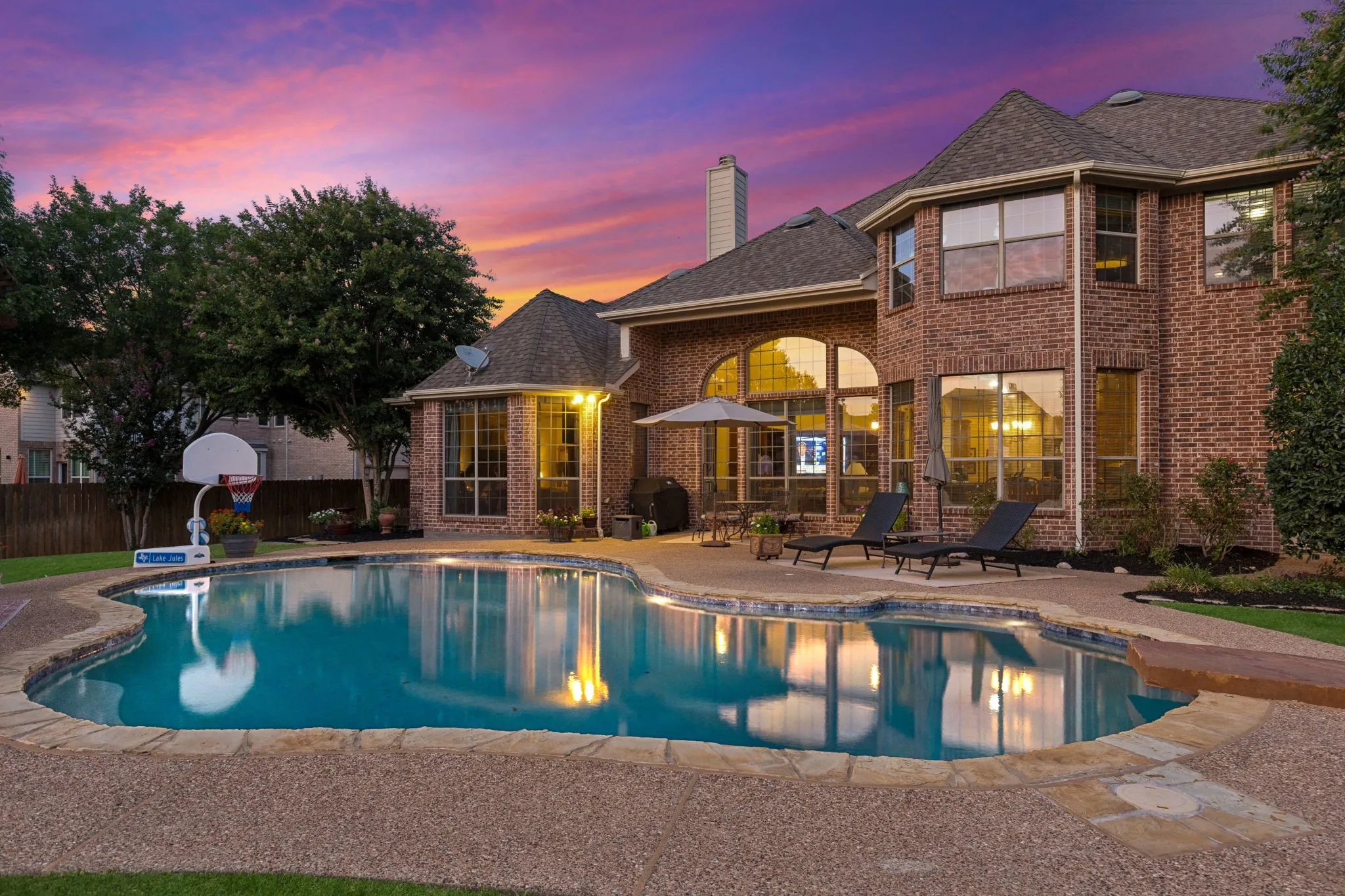 Single Family Residence For Sale in Tarrant County , 1308 Shropshire Court, Keller, Texas 76248, 5 Bedroom, 4 Bathroom, 4 Garage spaces, 4,344 Sqft, built in 2002, mls#21363693, Real Estate Agent in Keller, Homes For Sale in Tarrant county, Homes For Sale in Keller, Realtor in Keller Texas, Real Estate Brokerage Independent Realty Texas, Luminita Cordes Realtor