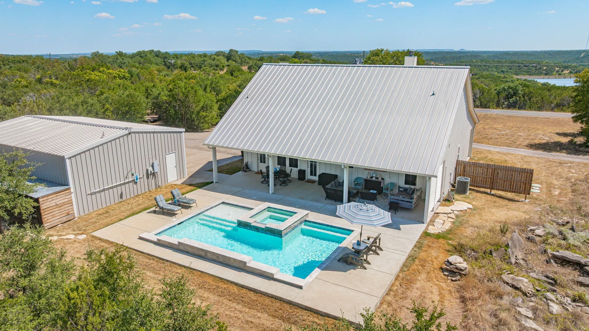 Single Family Residence For Sale in Erath County , 745 Schooner Way, Bluff Dale, Texas 76433, 3 Bedroom, 2 Bathroom, 3 Garage spaces, 1,800 Sqft, built in 2020, mls#21363519, Real Estate Agent in Bluff Dale, Homes For Sale in Erath county, Homes For Sale in Bluff Dale, Realtor in Bluff Dale Texas, Real Estate Brokerage Independent Realty Texas, Luminita Cordes Realtor