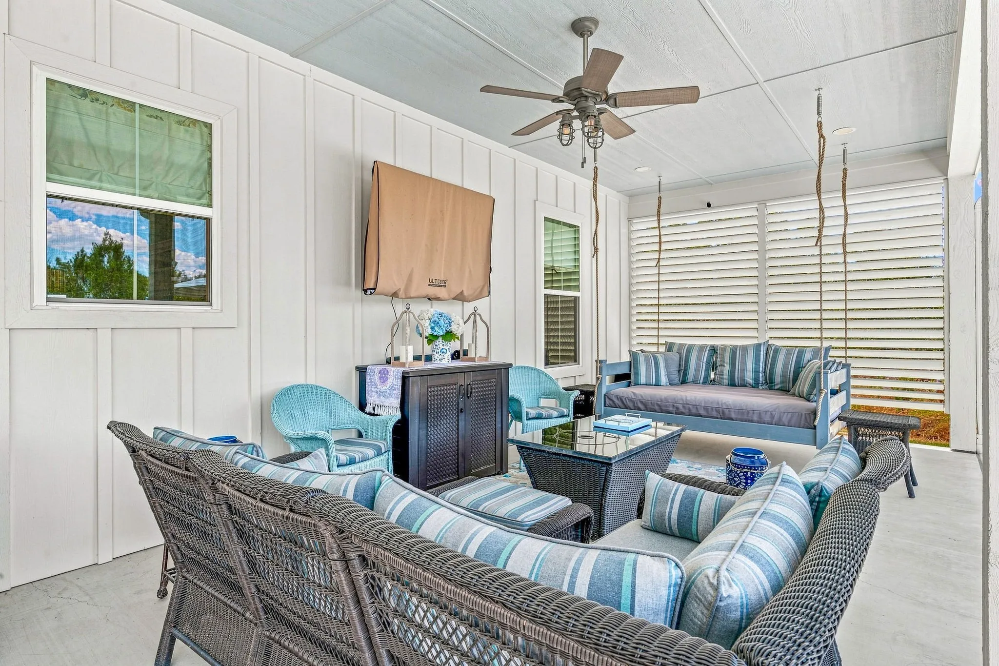 Single Family Residence For Sale in Erath County , 745 Schooner Way, Bluff Dale, Texas 76433, 3 Bedroom, 2 Bathroom, 3 Garage spaces, 1,800 Sqft, built in 2020, mls#21363519, Real Estate Agent in Bluff Dale, Homes For Sale in Erath county, Homes For Sale in Bluff Dale, Realtor in Bluff Dale Texas, Real Estate Brokerage Independent Realty Texas, Luminita Cordes Realtor