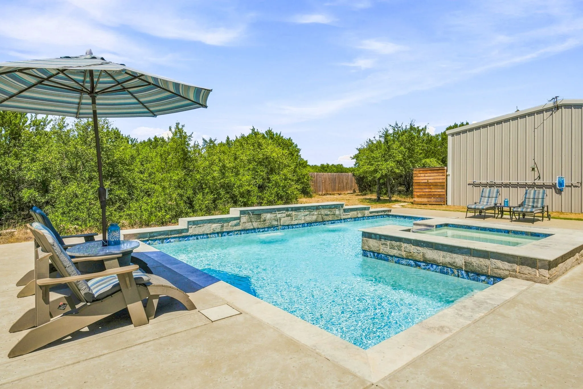Single Family Residence For Sale in Erath County , 745 Schooner Way, Bluff Dale, Texas 76433, 3 Bedroom, 2 Bathroom, 3 Garage spaces, 1,800 Sqft, built in 2020, mls#21363519, Real Estate Agent in Bluff Dale, Homes For Sale in Erath county, Homes For Sale in Bluff Dale, Realtor in Bluff Dale Texas, Real Estate Brokerage Independent Realty Texas, Luminita Cordes Realtor