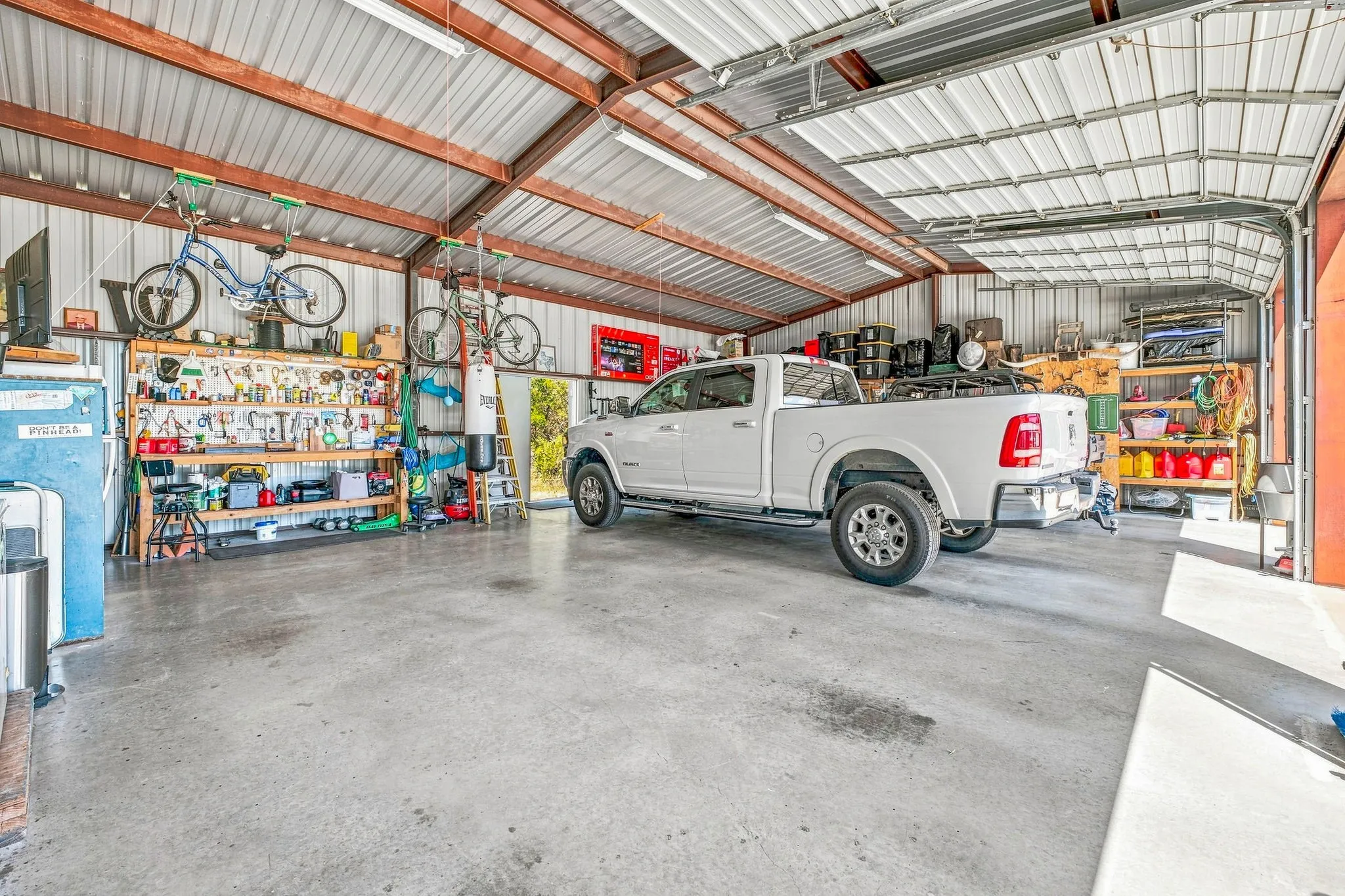 Single Family Residence For Sale in Erath County , 745 Schooner Way, Bluff Dale, Texas 76433, 3 Bedroom, 2 Bathroom, 3 Garage spaces, 1,800 Sqft, built in 2020, mls#21363519, Real Estate Agent in Bluff Dale, Homes For Sale in Erath county, Homes For Sale in Bluff Dale, Realtor in Bluff Dale Texas, Real Estate Brokerage Independent Realty Texas, Luminita Cordes Realtor