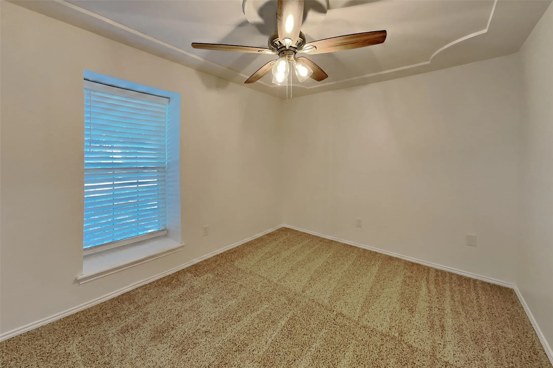 Single Family Residence For Rent in Johnson County , 817 Lynne Lane, Burleson, Texas 76028, 3 Bedroom, 2 Bathroom, 2 Garage spaces, 1,399 Sqft, built in 1980, mls#21363725, Real Estate Agent in Burleson, Homes For Rent in Johnson county, Homes For Rent in Burleson, Realtor in Burleson Texas, Real Estate Brokerage Independent Realty Texas, Luminita Cordes Realtor