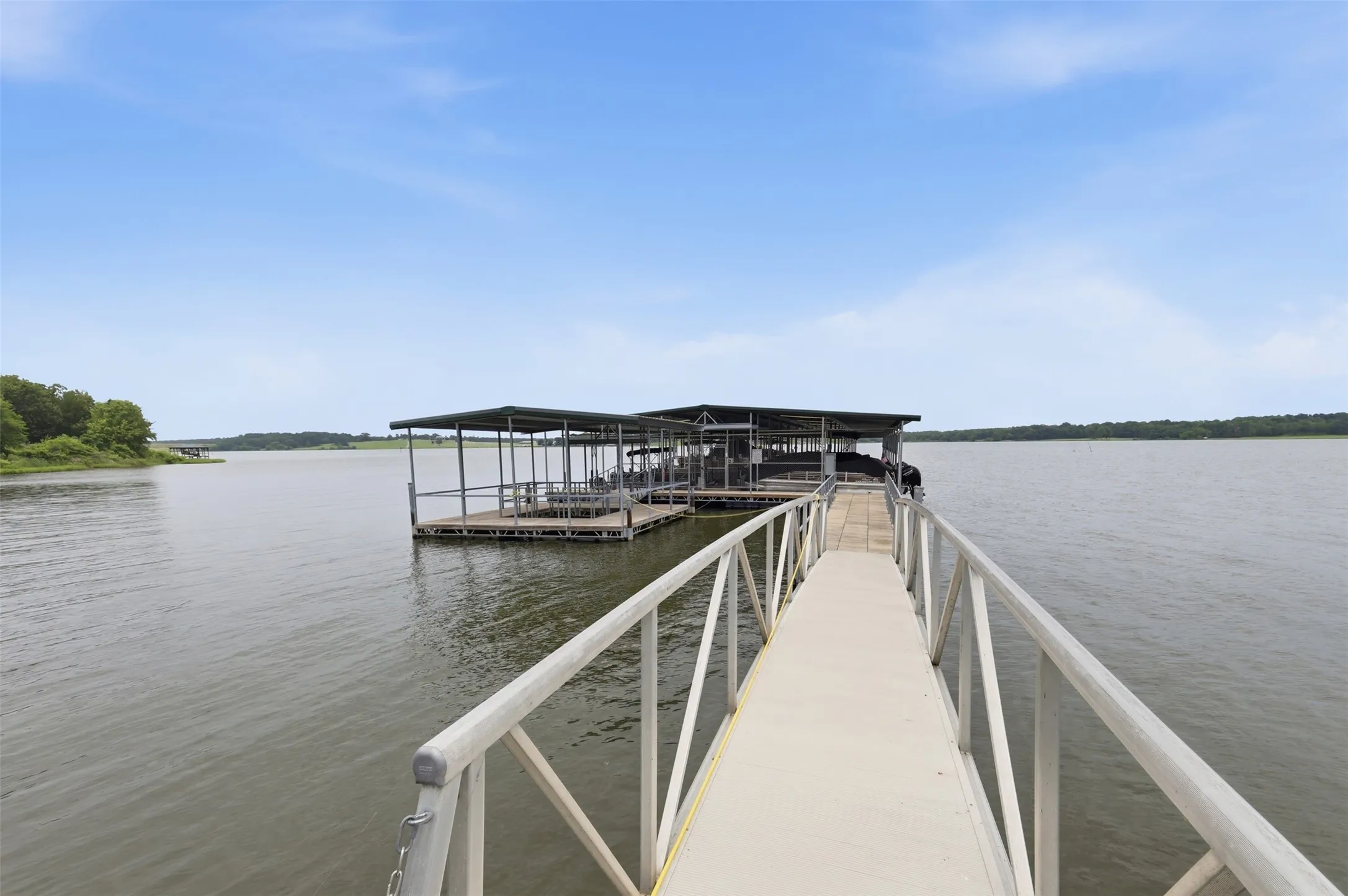 Unimproved Land For Sale in Franklin (TX) County , Lot 44 Sterling Shores Drive, Scroggins, Texas 75480, 0, 0, Garage spaces, 0 Sqft, built in 0, mls#21275960, Real Estate Agent in Scroggins, Homes For Sale in Franklin (TX) county, Homes For Sale in Scroggins, Realtor in Scroggins Texas, Real Estate Brokerage Independent Realty Texas, Luminita Cordes Realtor