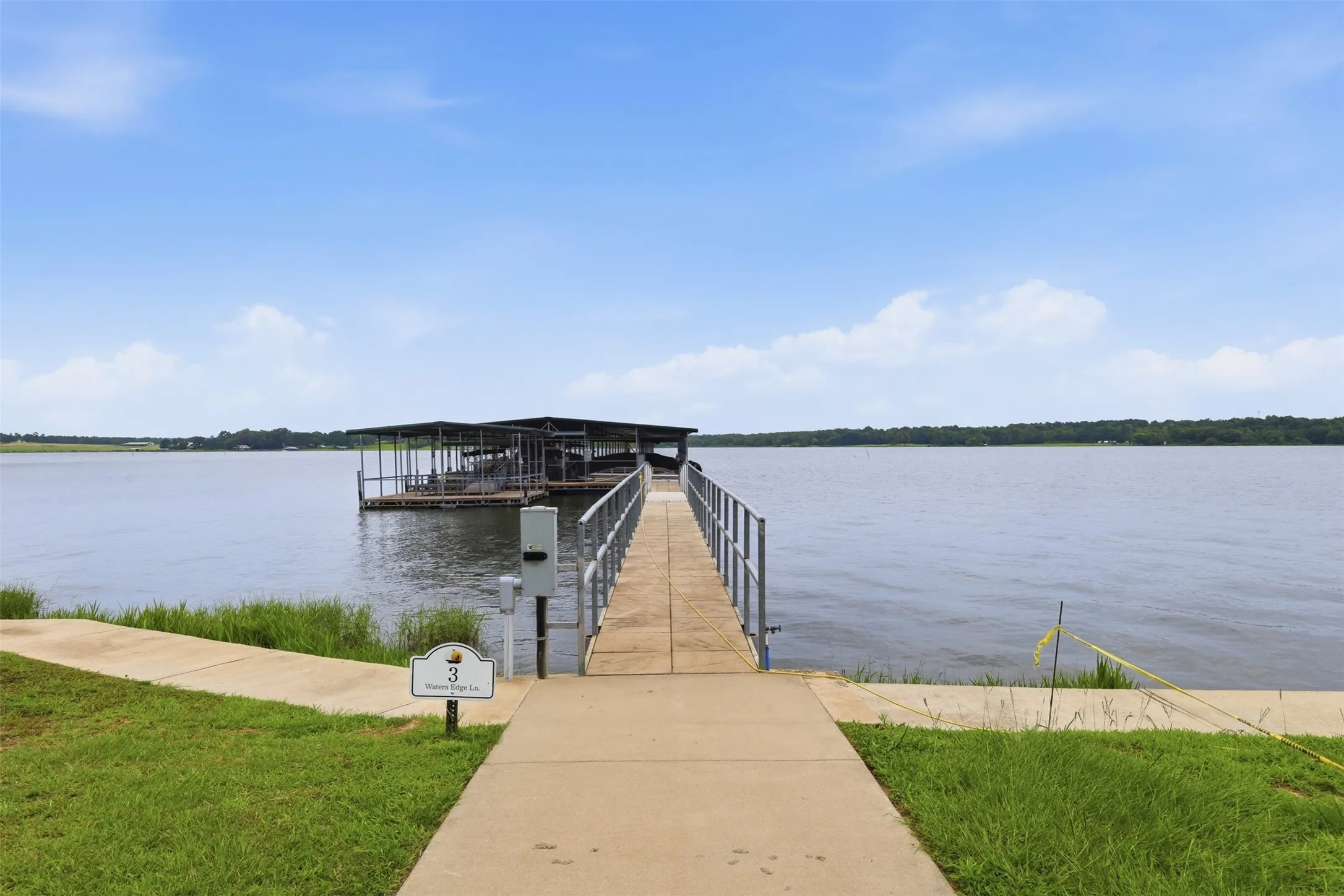 Unimproved Land For Sale in Franklin (TX) County , Lot 44 Sterling Shores Drive, Scroggins, Texas 75480, 0, 0, Garage spaces, 0 Sqft, built in 0, mls#21275960, Real Estate Agent in Scroggins, Homes For Sale in Franklin (TX) county, Homes For Sale in Scroggins, Realtor in Scroggins Texas, Real Estate Brokerage Independent Realty Texas, Luminita Cordes Realtor