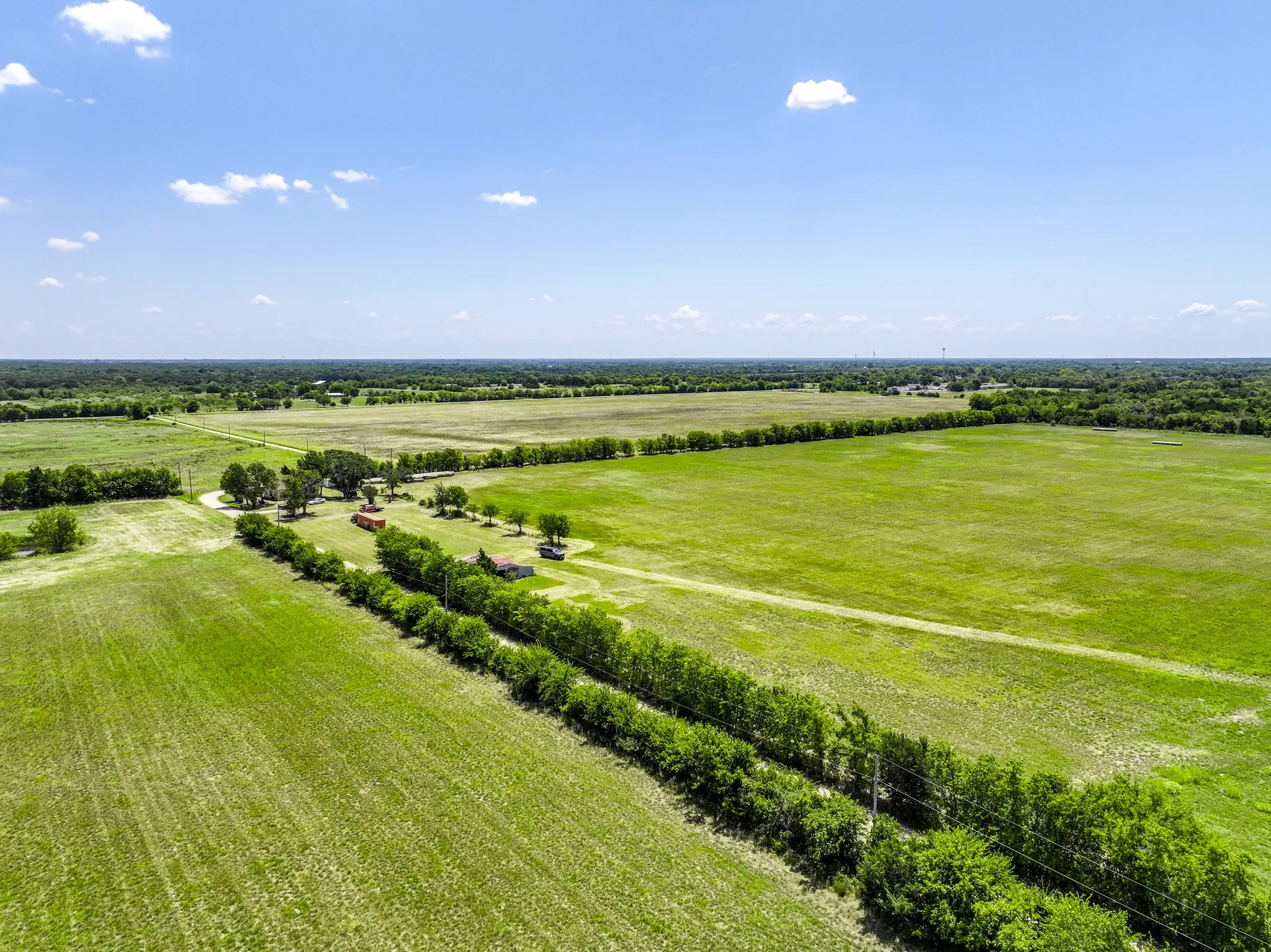 Improved Land For Sale in Hunt County , 5726 County Road 4100, Greenville, Texas 75401, 0, 0, Garage spaces, 0 Sqft, built in 0, Price $2,352,000, mls#21363733, Real Estate Agent in Greenville, Homes For Sale in Hunt county, Homes For Sale in Greenville, Realtor in Greenville Texas, Real Estate Brokerage Independent Realty Texas, Luminita Cordes Realtor