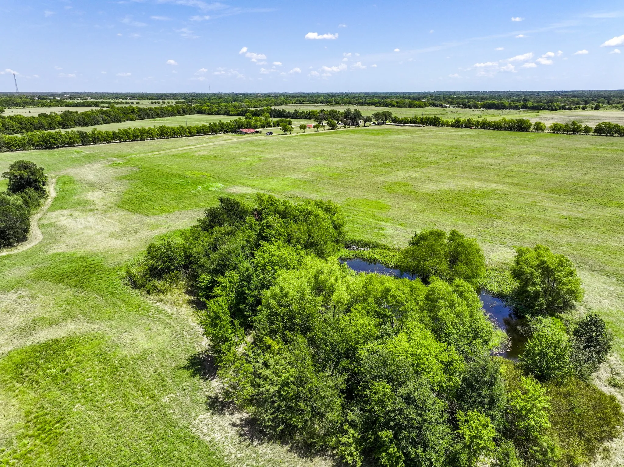 Improved Land For Sale in Hunt County , 5726 County Road 4100, Greenville, Texas 75401, 0, 0, Garage spaces, 0 Sqft, built in 0, Price $2,352,000, mls#21363733, Real Estate Agent in Greenville, Homes For Sale in Hunt county, Homes For Sale in Greenville, Realtor in Greenville Texas, Real Estate Brokerage Independent Realty Texas, Luminita Cordes Realtor