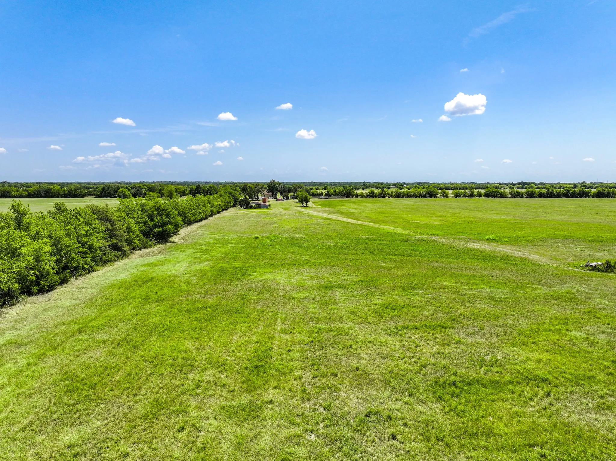 Improved Land For Sale in Hunt County , 5726 County Road 4100, Greenville, Texas 75401, 0, 0, Garage spaces, 0 Sqft, built in 0, Price $2,352,000, mls#21363733, Real Estate Agent in Greenville, Homes For Sale in Hunt county, Homes For Sale in Greenville, Realtor in Greenville Texas, Real Estate Brokerage Independent Realty Texas, Luminita Cordes Realtor