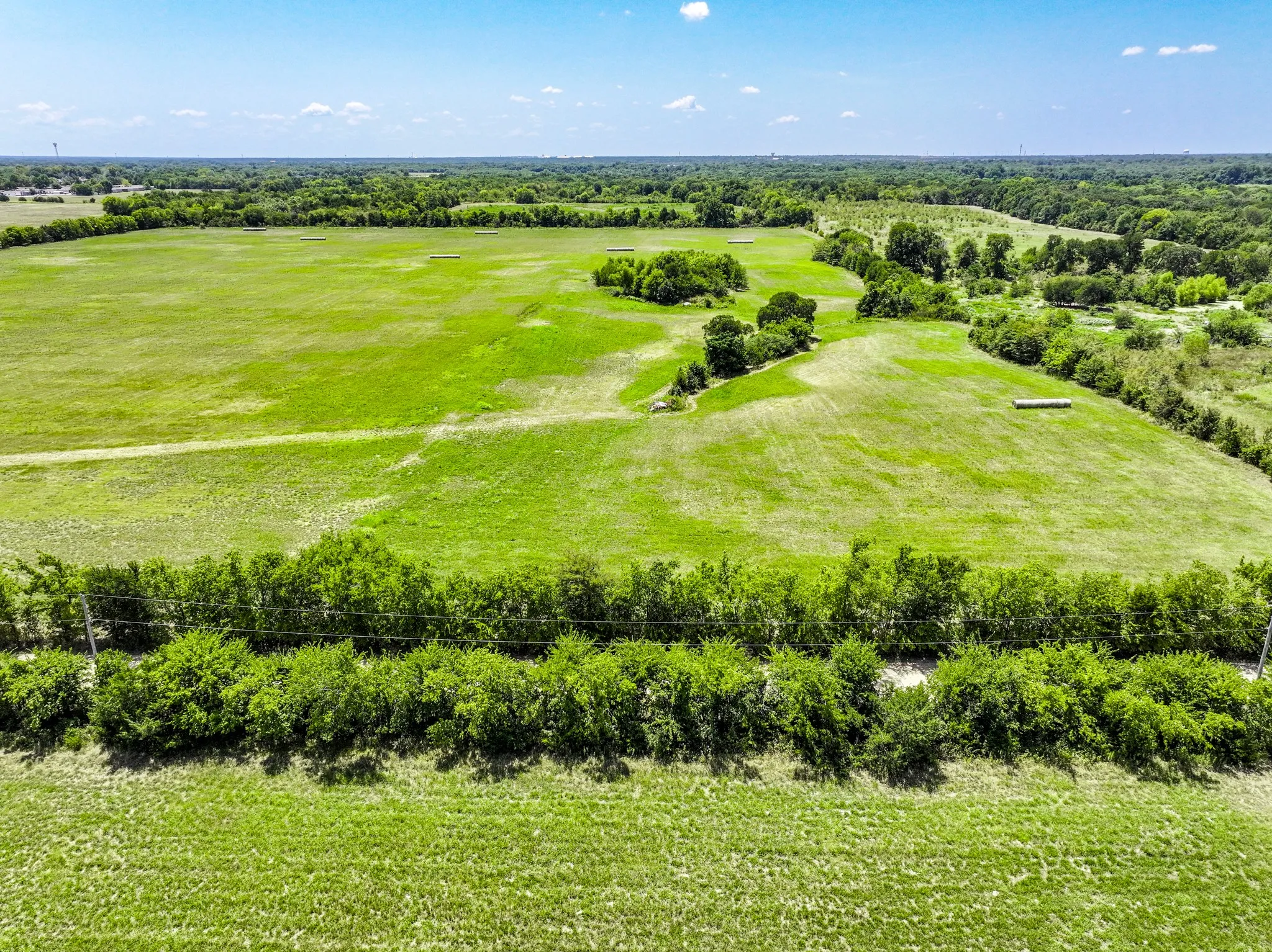 Improved Land For Sale in Hunt County , 5726 County Road 4100, Greenville, Texas 75401, 0, 0, Garage spaces, 0 Sqft, built in 0, Price $2,352,000, mls#21363733, Real Estate Agent in Greenville, Homes For Sale in Hunt county, Homes For Sale in Greenville, Realtor in Greenville Texas, Real Estate Brokerage Independent Realty Texas, Luminita Cordes Realtor