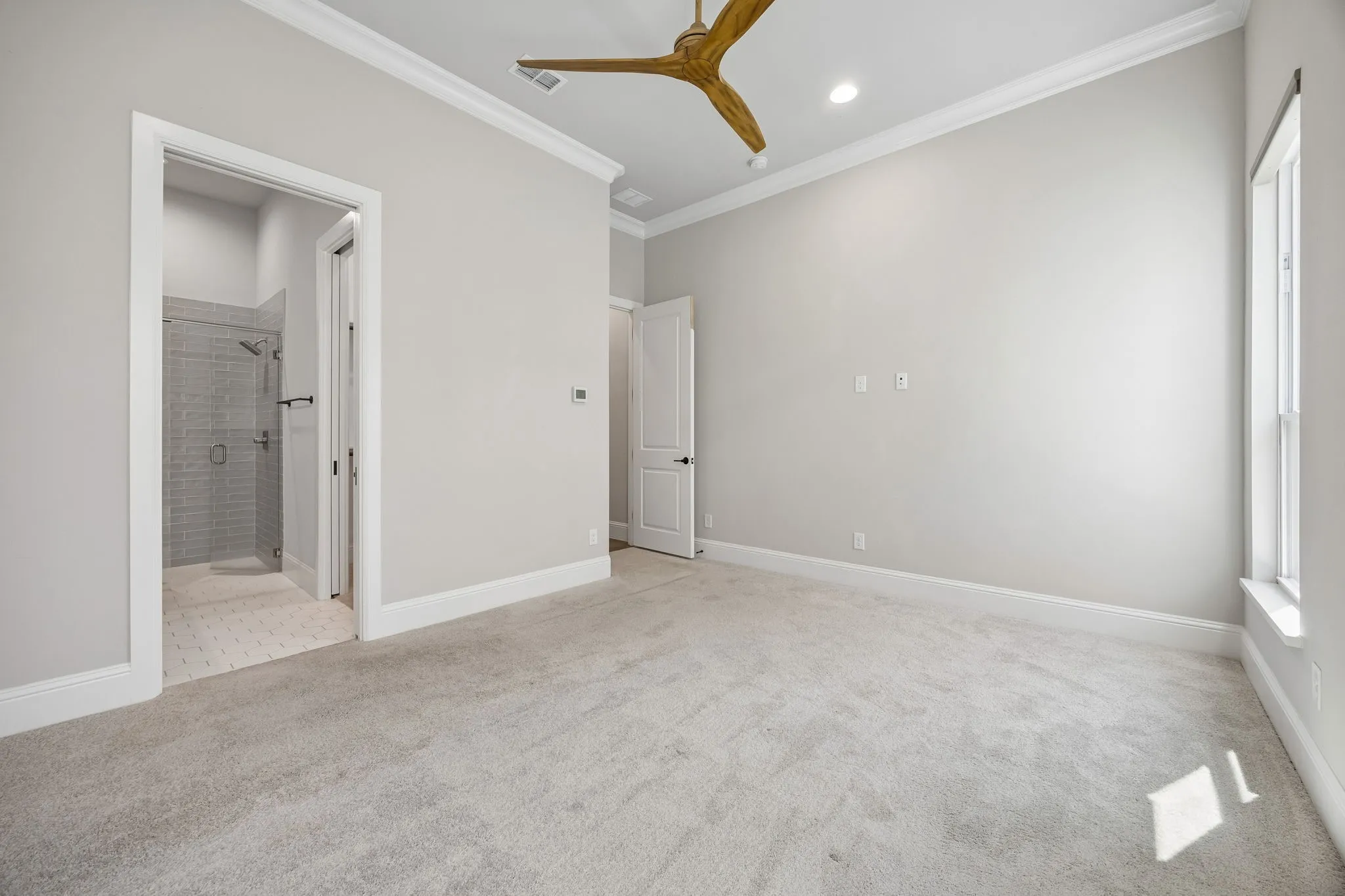 Single Family Residence For Sale in Tarrant County , 2804 Riverbrook Way, Southlake, Texas 76092, 3 Bedroom, 3 Bathroom, 3 Garage spaces, 2,819 Sqft, built in 2018, mls#21363603, Real Estate Agent in Southlake, Homes For Sale in Tarrant county, Homes For Sale in Southlake, Realtor in Southlake Texas, Real Estate Brokerage Independent Realty Texas, Luminita Cordes Realtor
