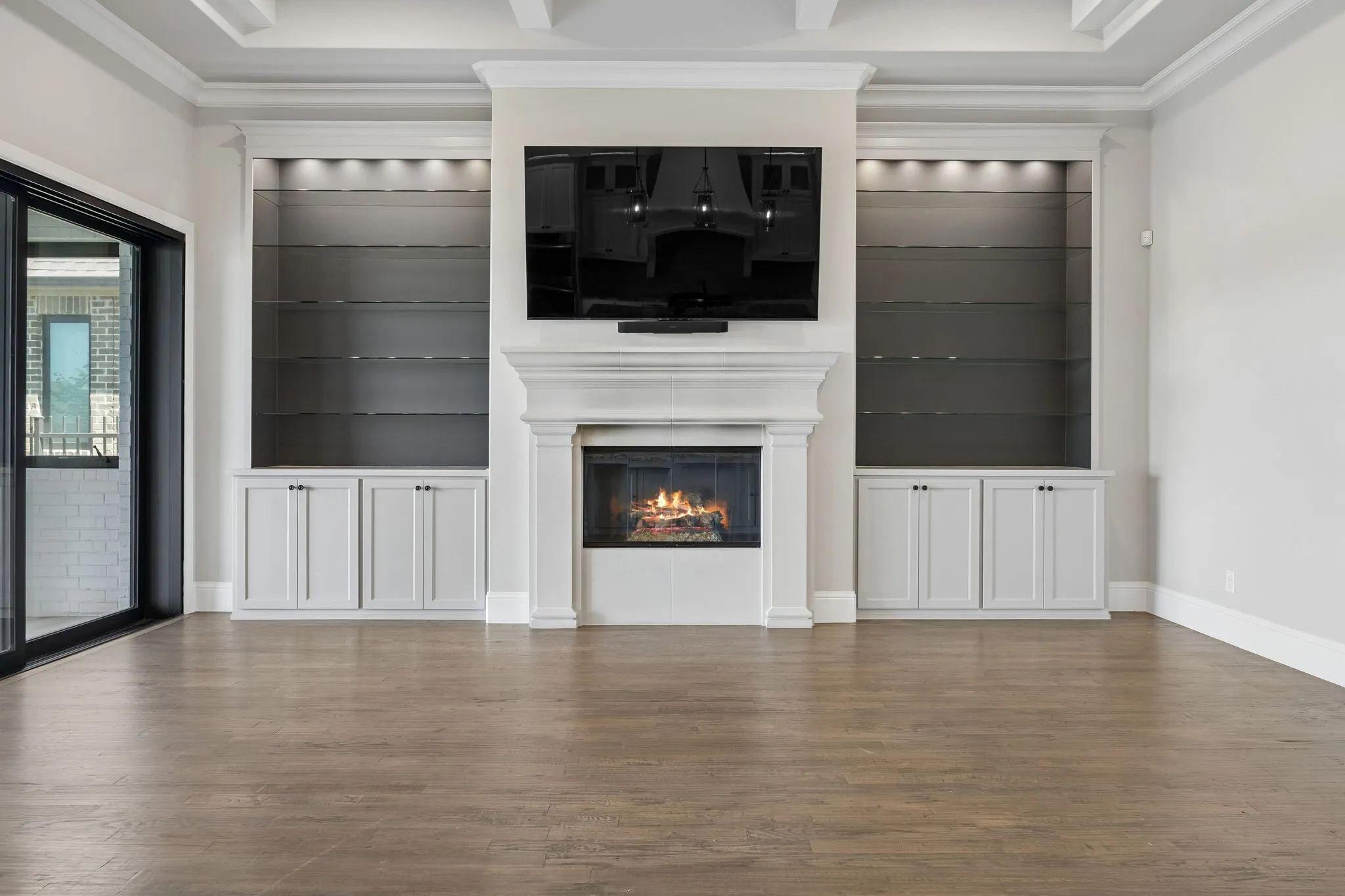 Single Family Residence For Sale in Tarrant County , 2804 Riverbrook Way, Southlake, Texas 76092, 3 Bedroom, 3 Bathroom, 3 Garage spaces, 2,819 Sqft, built in 2018, mls#21363603, Real Estate Agent in Southlake, Homes For Sale in Tarrant county, Homes For Sale in Southlake, Realtor in Southlake Texas, Real Estate Brokerage Independent Realty Texas, Luminita Cordes Realtor