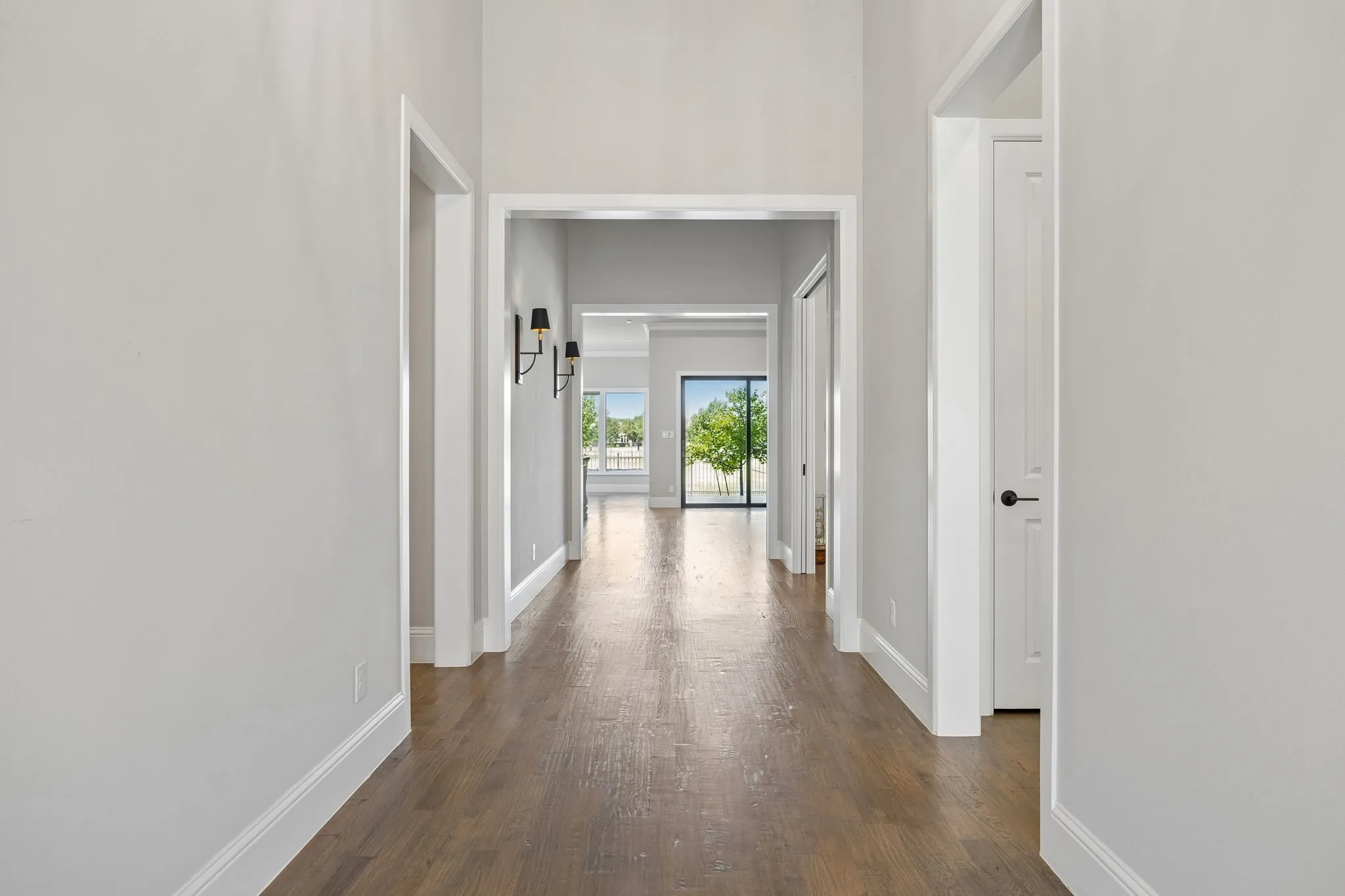 Single Family Residence For Sale in Tarrant County , 2804 Riverbrook Way, Southlake, Texas 76092, 3 Bedroom, 3 Bathroom, 3 Garage spaces, 2,819 Sqft, built in 2018, mls#21363603, Real Estate Agent in Southlake, Homes For Sale in Tarrant county, Homes For Sale in Southlake, Realtor in Southlake Texas, Real Estate Brokerage Independent Realty Texas, Luminita Cordes Realtor