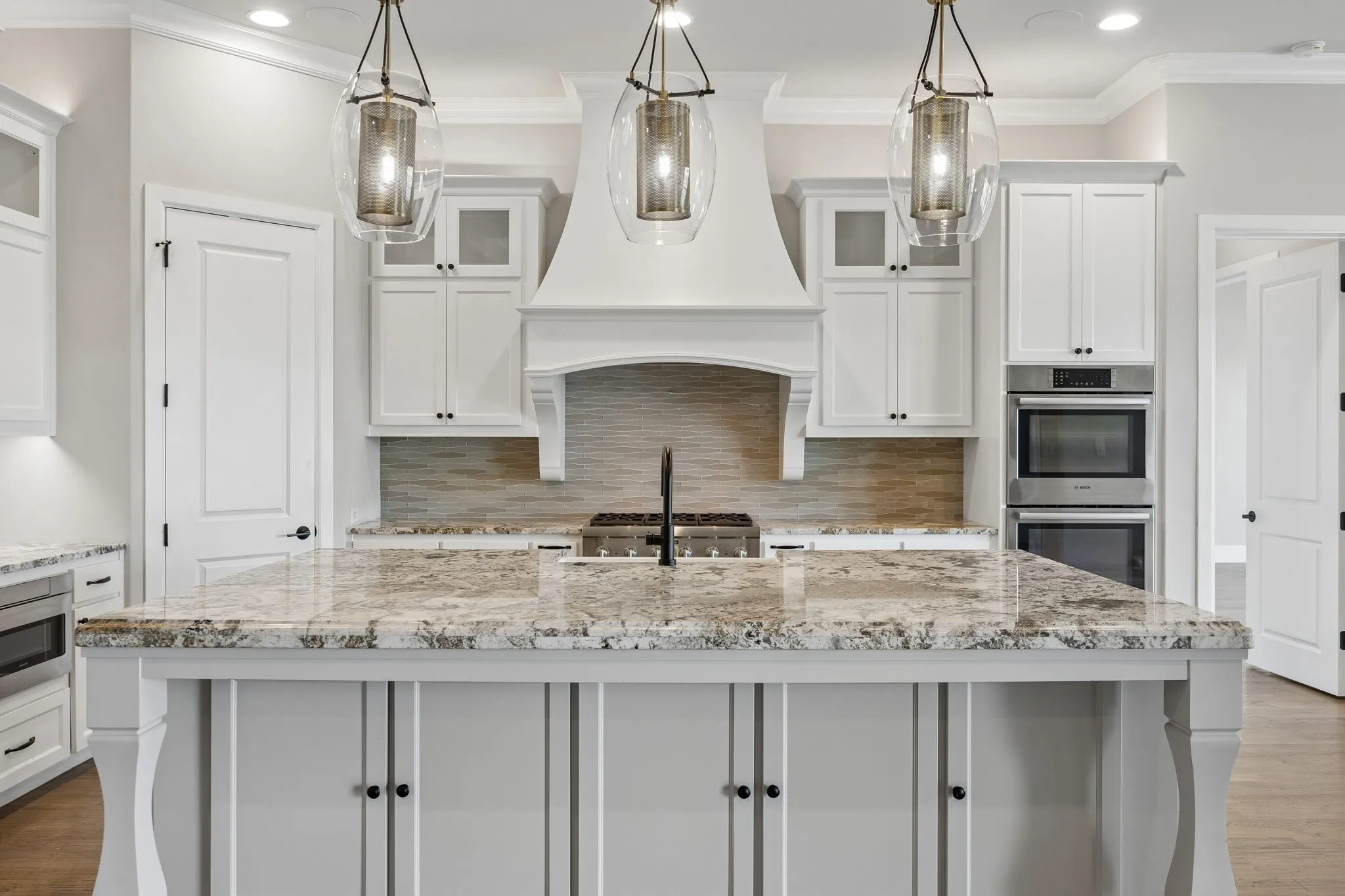 Single Family Residence For Sale in Tarrant County , 2804 Riverbrook Way, Southlake, Texas 76092, 3 Bedroom, 3 Bathroom, 3 Garage spaces, 2,819 Sqft, built in 2018, mls#21363603, Real Estate Agent in Southlake, Homes For Sale in Tarrant county, Homes For Sale in Southlake, Realtor in Southlake Texas, Real Estate Brokerage Independent Realty Texas, Luminita Cordes Realtor