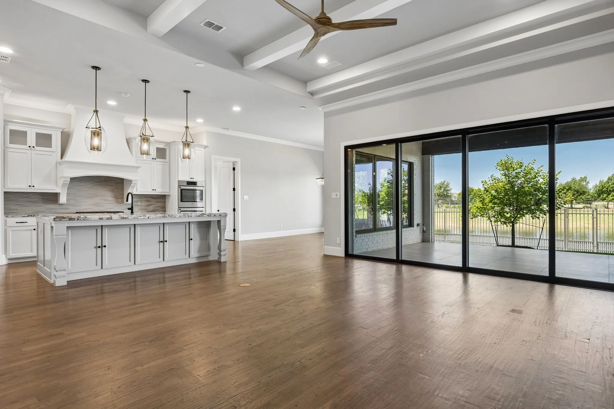 Single Family Residence For Sale in Tarrant County , 2804 Riverbrook Way, Southlake, Texas 76092, 3 Bedroom, 3 Bathroom, 3 Garage spaces, 2,819 Sqft, built in 2018, mls#21363603, Real Estate Agent in Southlake, Homes For Sale in Tarrant county, Homes For Sale in Southlake, Realtor in Southlake Texas, Real Estate Brokerage Independent Realty Texas, Luminita Cordes Realtor