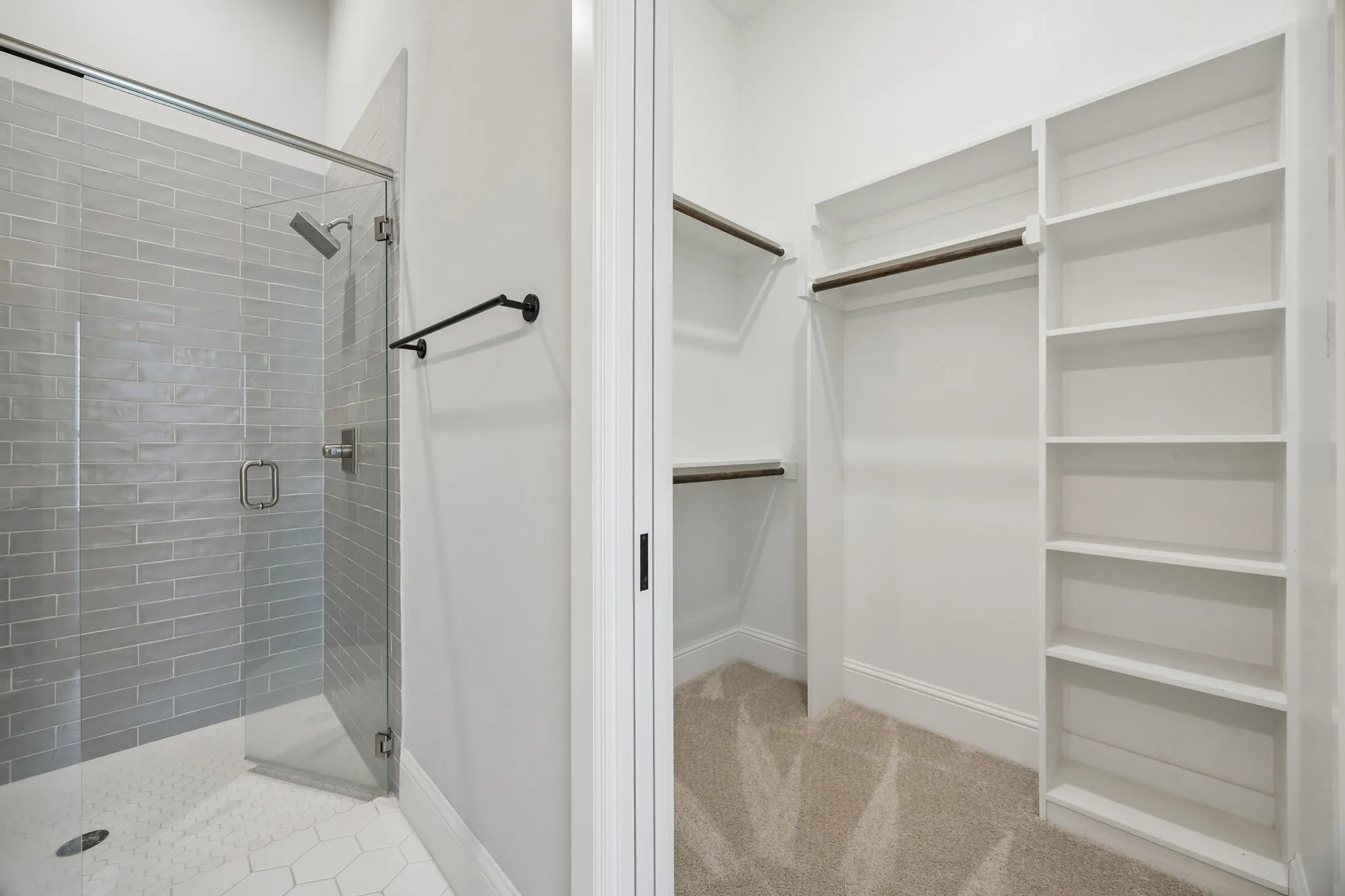 Single Family Residence For Sale in Tarrant County , 2804 Riverbrook Way, Southlake, Texas 76092, 3 Bedroom, 3 Bathroom, 3 Garage spaces, 2,819 Sqft, built in 2018, mls#21363603, Real Estate Agent in Southlake, Homes For Sale in Tarrant county, Homes For Sale in Southlake, Realtor in Southlake Texas, Real Estate Brokerage Independent Realty Texas, Luminita Cordes Realtor