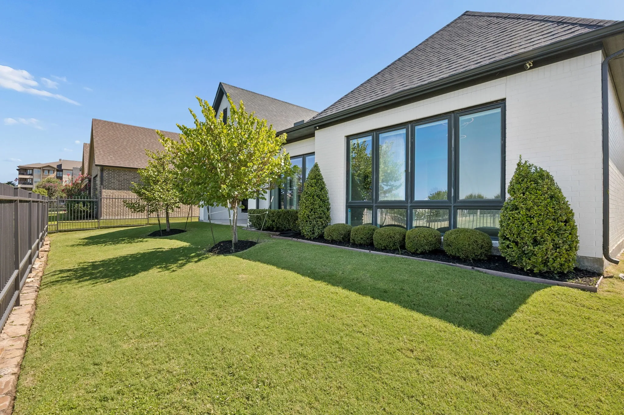 Single Family Residence For Sale in Tarrant County , 2804 Riverbrook Way, Southlake, Texas 76092, 3 Bedroom, 3 Bathroom, 3 Garage spaces, 2,819 Sqft, built in 2018, mls#21363603, Real Estate Agent in Southlake, Homes For Sale in Tarrant county, Homes For Sale in Southlake, Realtor in Southlake Texas, Real Estate Brokerage Independent Realty Texas, Luminita Cordes Realtor
