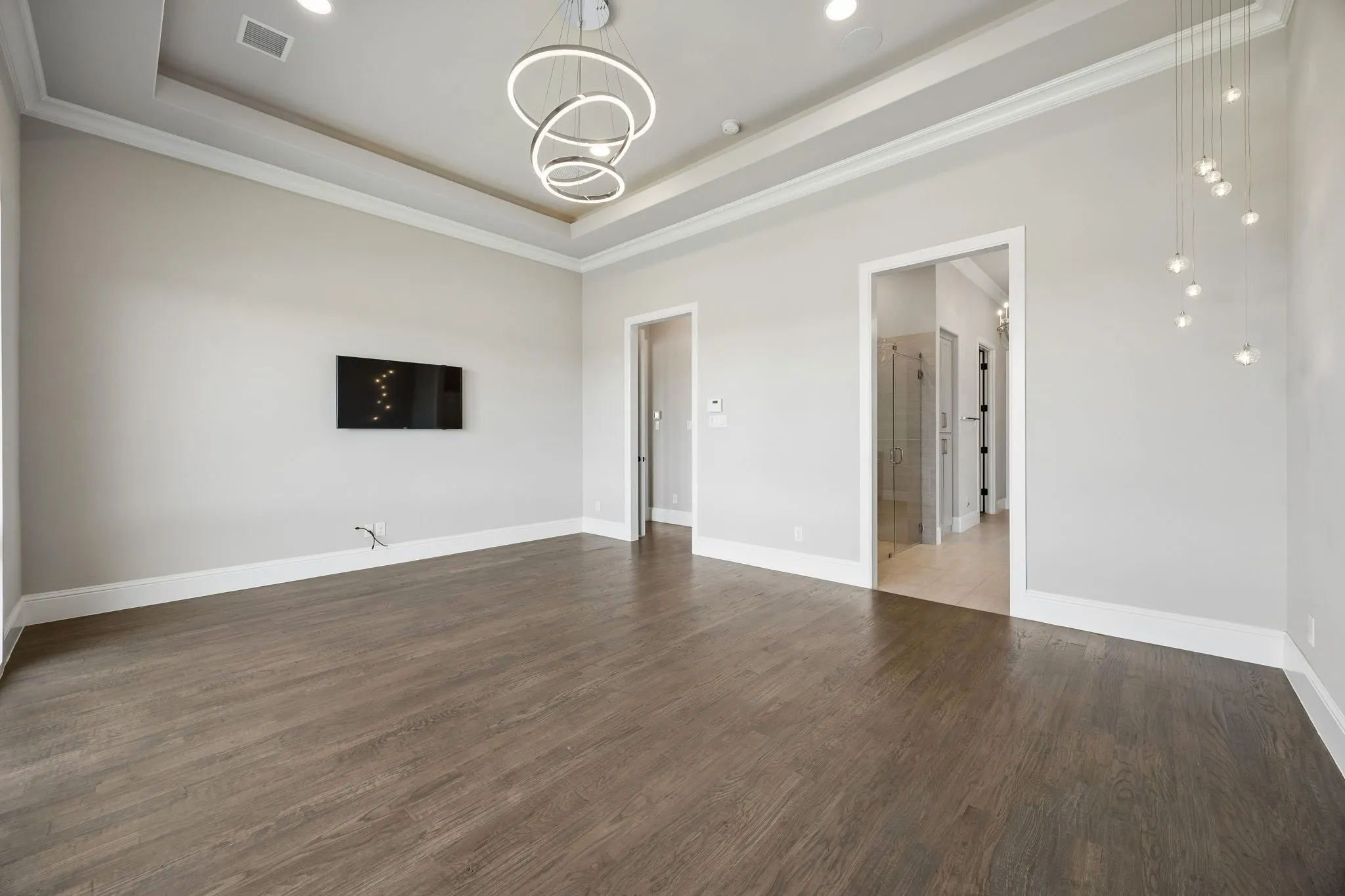 Single Family Residence For Sale in Tarrant County , 2804 Riverbrook Way, Southlake, Texas 76092, 3 Bedroom, 3 Bathroom, 3 Garage spaces, 2,819 Sqft, built in 2018, mls#21363603, Real Estate Agent in Southlake, Homes For Sale in Tarrant county, Homes For Sale in Southlake, Realtor in Southlake Texas, Real Estate Brokerage Independent Realty Texas, Luminita Cordes Realtor
