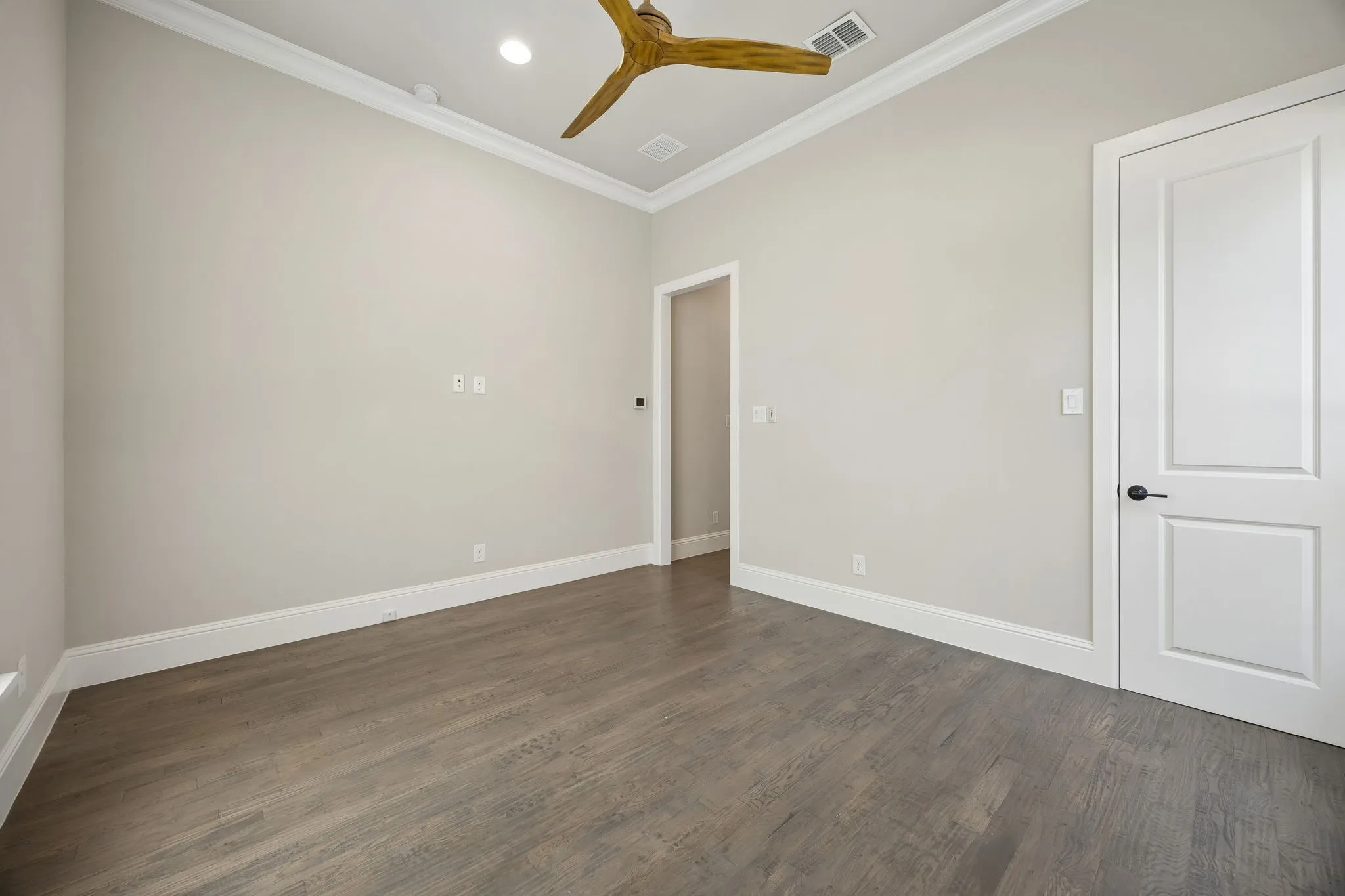 Single Family Residence For Sale in Tarrant County , 2804 Riverbrook Way, Southlake, Texas 76092, 3 Bedroom, 3 Bathroom, 3 Garage spaces, 2,819 Sqft, built in 2018, mls#21363603, Real Estate Agent in Southlake, Homes For Sale in Tarrant county, Homes For Sale in Southlake, Realtor in Southlake Texas, Real Estate Brokerage Independent Realty Texas, Luminita Cordes Realtor