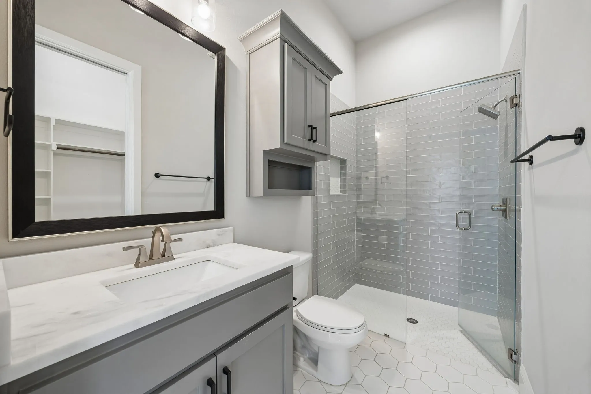 Single Family Residence For Sale in Tarrant County , 2804 Riverbrook Way, Southlake, Texas 76092, 3 Bedroom, 3 Bathroom, 3 Garage spaces, 2,819 Sqft, built in 2018, mls#21363603, Real Estate Agent in Southlake, Homes For Sale in Tarrant county, Homes For Sale in Southlake, Realtor in Southlake Texas, Real Estate Brokerage Independent Realty Texas, Luminita Cordes Realtor