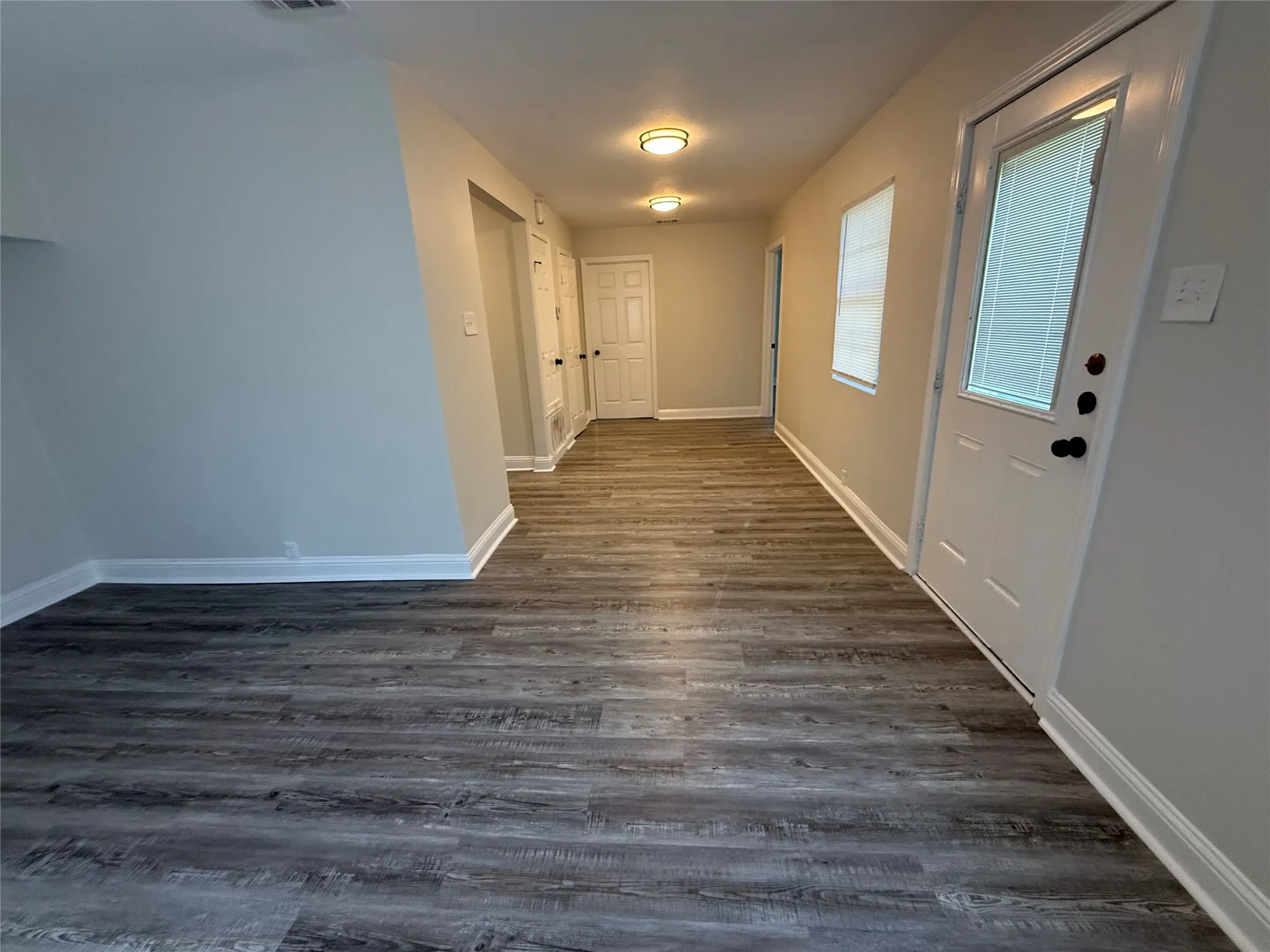 Single Family Residence For Rent in Grayson County , 1033 S Hub Street, Sherman, Texas 75090, 3 Bedroom, 1 Bathroom, Garage spaces, 1,026 Sqft, built in 1948, mls#21360793, Real Estate Agent in Sherman, Homes For Rent in Grayson county, Homes For Rent in Sherman, Realtor in Sherman Texas, Real Estate Brokerage Independent Realty Texas, Luminita Cordes Realtor