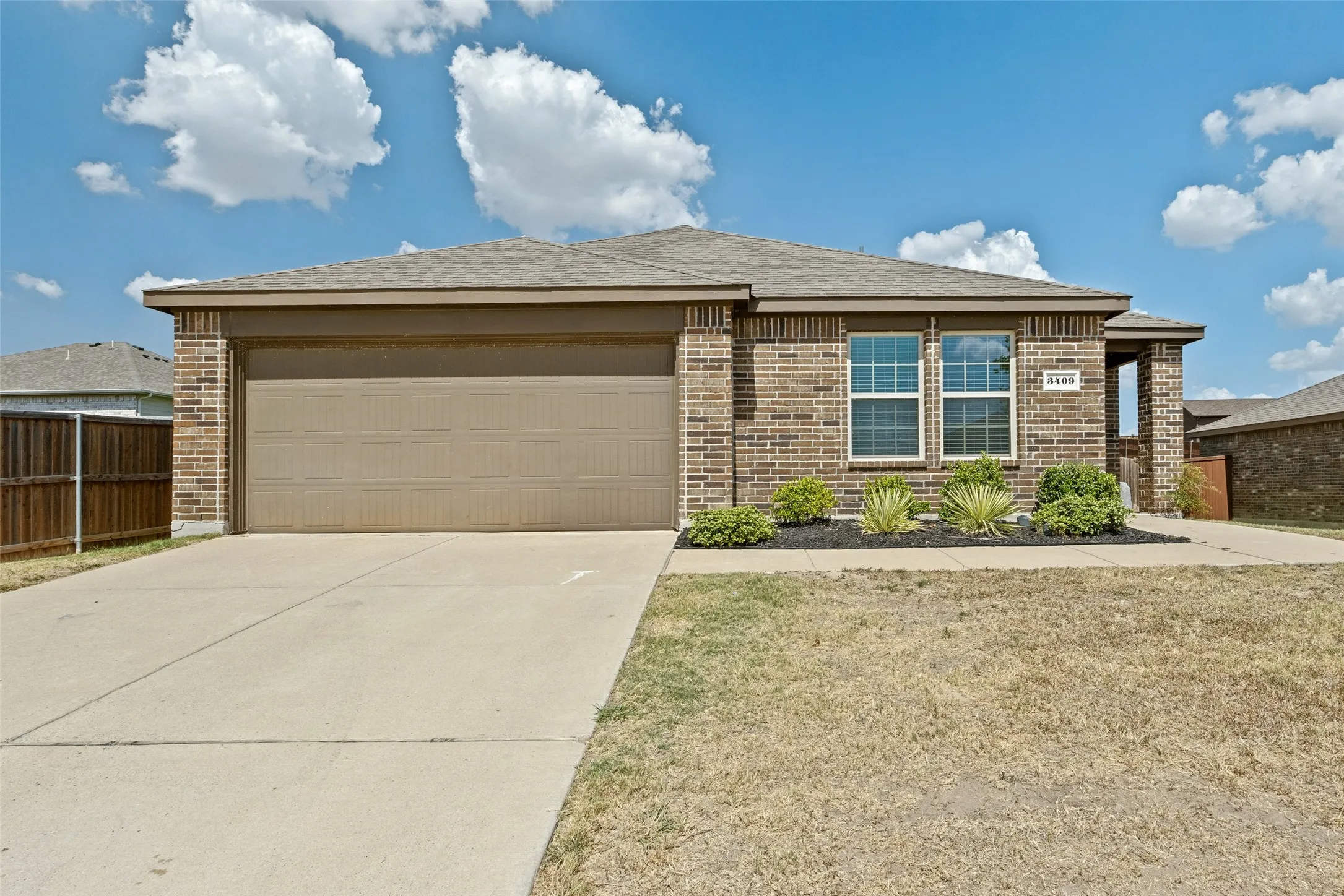 Single Family Residence For Sale in Grayson County , 3409 Brookstone Drive, Sherman, Texas 75092, 3 Bedroom, 2 Bathroom, 2 Garage spaces, 1,350 Sqft, built in 2020, mls#21361792, Real Estate Agent in Sherman, Homes For Sale in Grayson county, Homes For Sale in Sherman, Realtor in Sherman Texas, Real Estate Brokerage Independent Realty Texas, Luminita Cordes Realtor