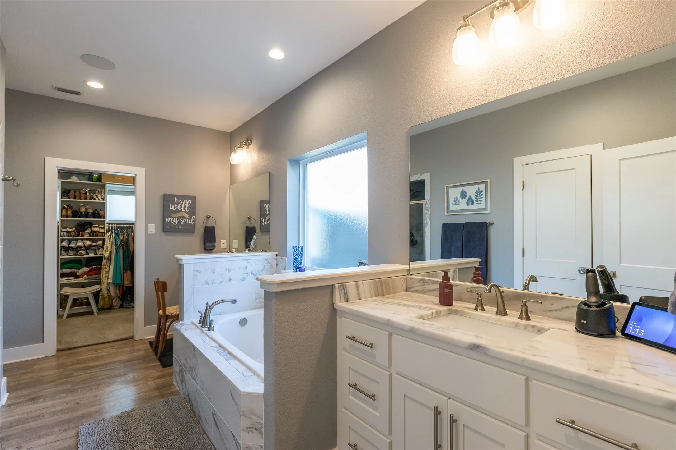 Single Family Residence For Sale in Taylor County , 1749 Urban Avenue, Abilene, Texas 79601, 4 Bedroom, 4 Bathroom, 2 Garage spaces, 2,927 Sqft, built in 2020, mls#21363356, Real Estate Agent in Abilene, Homes For Sale in Taylor county, Homes For Sale in Abilene, Realtor in Abilene Texas, Real Estate Brokerage Independent Realty Texas, Luminita Cordes Realtor