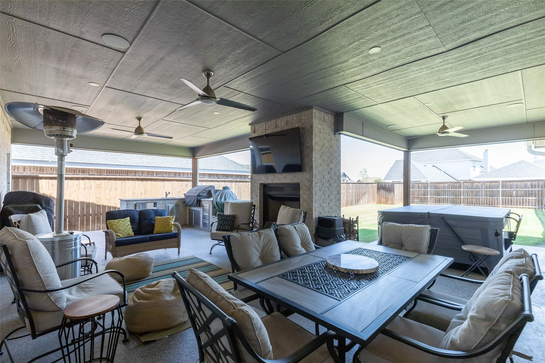 Single Family Residence For Sale in Taylor County , 1749 Urban Avenue, Abilene, Texas 79601, 4 Bedroom, 4 Bathroom, 2 Garage spaces, 2,927 Sqft, built in 2020, mls#21363356, Real Estate Agent in Abilene, Homes For Sale in Taylor county, Homes For Sale in Abilene, Realtor in Abilene Texas, Real Estate Brokerage Independent Realty Texas, Luminita Cordes Realtor