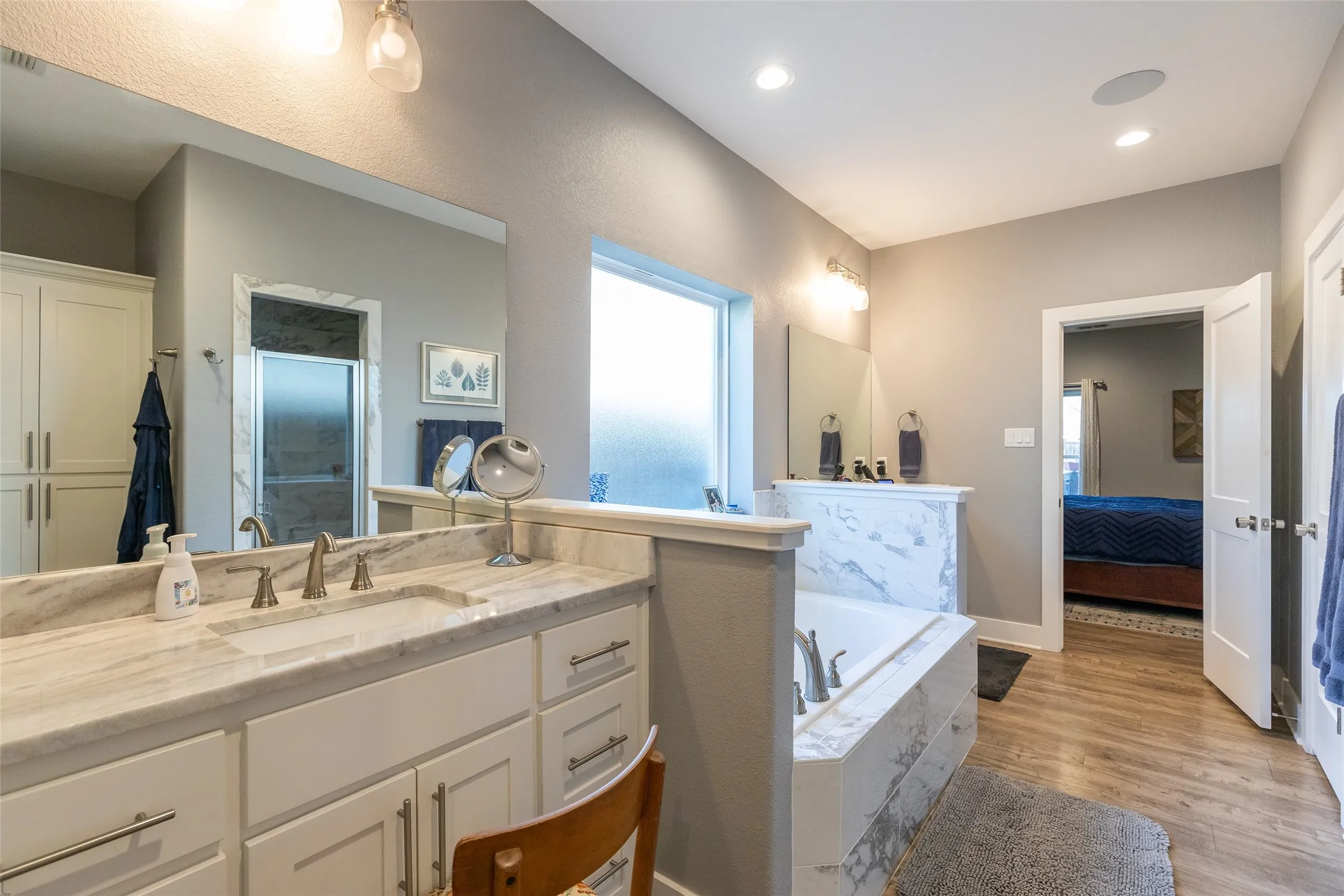 Single Family Residence For Sale in Taylor County , 1749 Urban Avenue, Abilene, Texas 79601, 4 Bedroom, 4 Bathroom, 2 Garage spaces, 2,927 Sqft, built in 2020, mls#21363356, Real Estate Agent in Abilene, Homes For Sale in Taylor county, Homes For Sale in Abilene, Realtor in Abilene Texas, Real Estate Brokerage Independent Realty Texas, Luminita Cordes Realtor