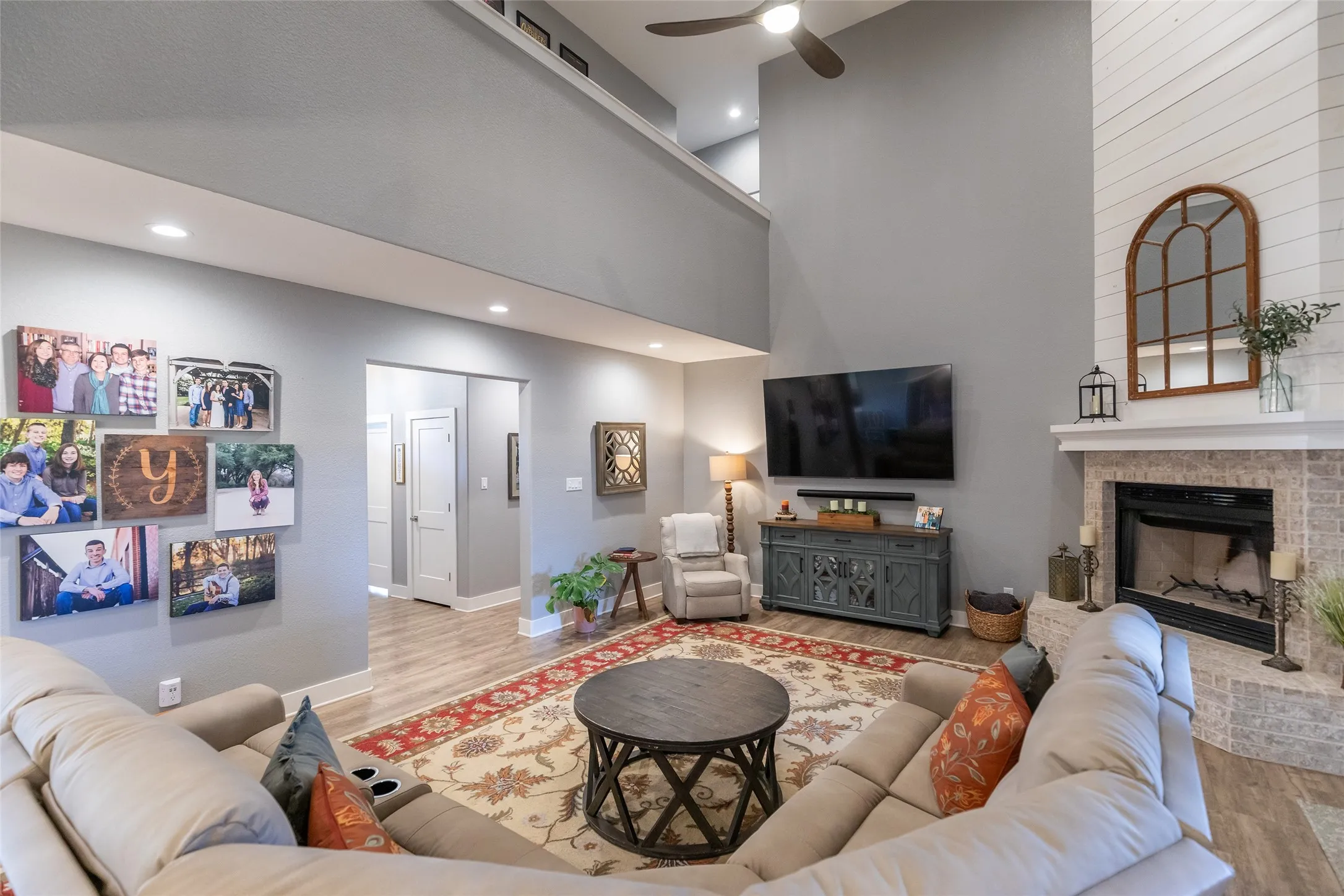 Single Family Residence For Sale in Taylor County , 1749 Urban Avenue, Abilene, Texas 79601, 4 Bedroom, 4 Bathroom, 2 Garage spaces, 2,927 Sqft, built in 2020, mls#21363356, Real Estate Agent in Abilene, Homes For Sale in Taylor county, Homes For Sale in Abilene, Realtor in Abilene Texas, Real Estate Brokerage Independent Realty Texas, Luminita Cordes Realtor