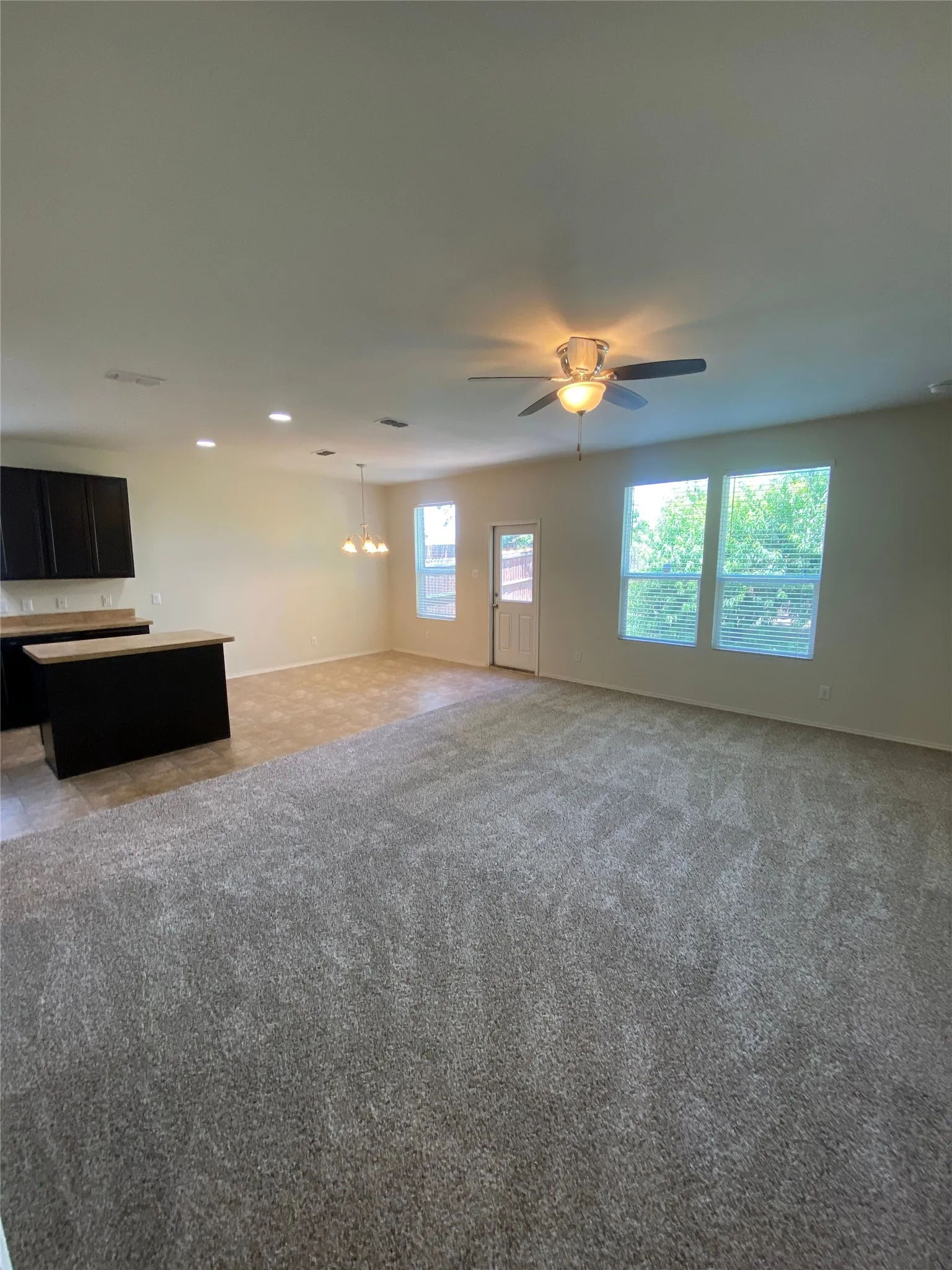 Single Family Residence For Rent in Denton County , 1721 Megan Creek Drive, Little Elm, Texas 75068, 3 Bedroom, 2 Bathroom, 2 Garage spaces, 1,443 Sqft, built in 2015, mls#21363739, Real Estate Agent in Little Elm, Homes For Rent in Denton county, Homes For Rent in Little Elm, Realtor in Little Elm Texas, Real Estate Brokerage Independent Realty Texas, Luminita Cordes Realtor