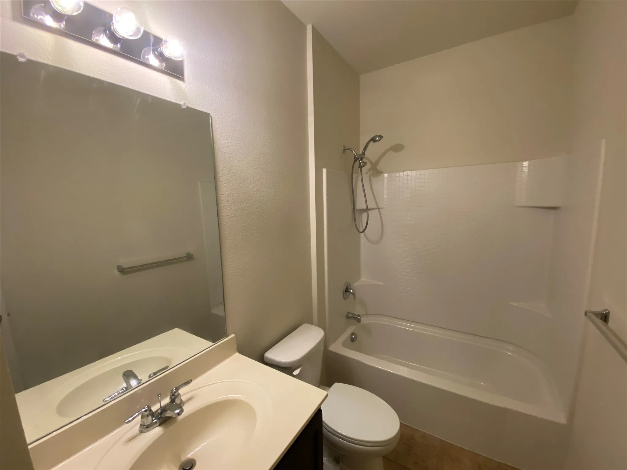 Single Family Residence For Rent in Denton County , 1721 Megan Creek Drive, Little Elm, Texas 75068, 3 Bedroom, 2 Bathroom, 2 Garage spaces, 1,443 Sqft, built in 2015, mls#21363739, Real Estate Agent in Little Elm, Homes For Rent in Denton county, Homes For Rent in Little Elm, Realtor in Little Elm Texas, Real Estate Brokerage Independent Realty Texas, Luminita Cordes Realtor