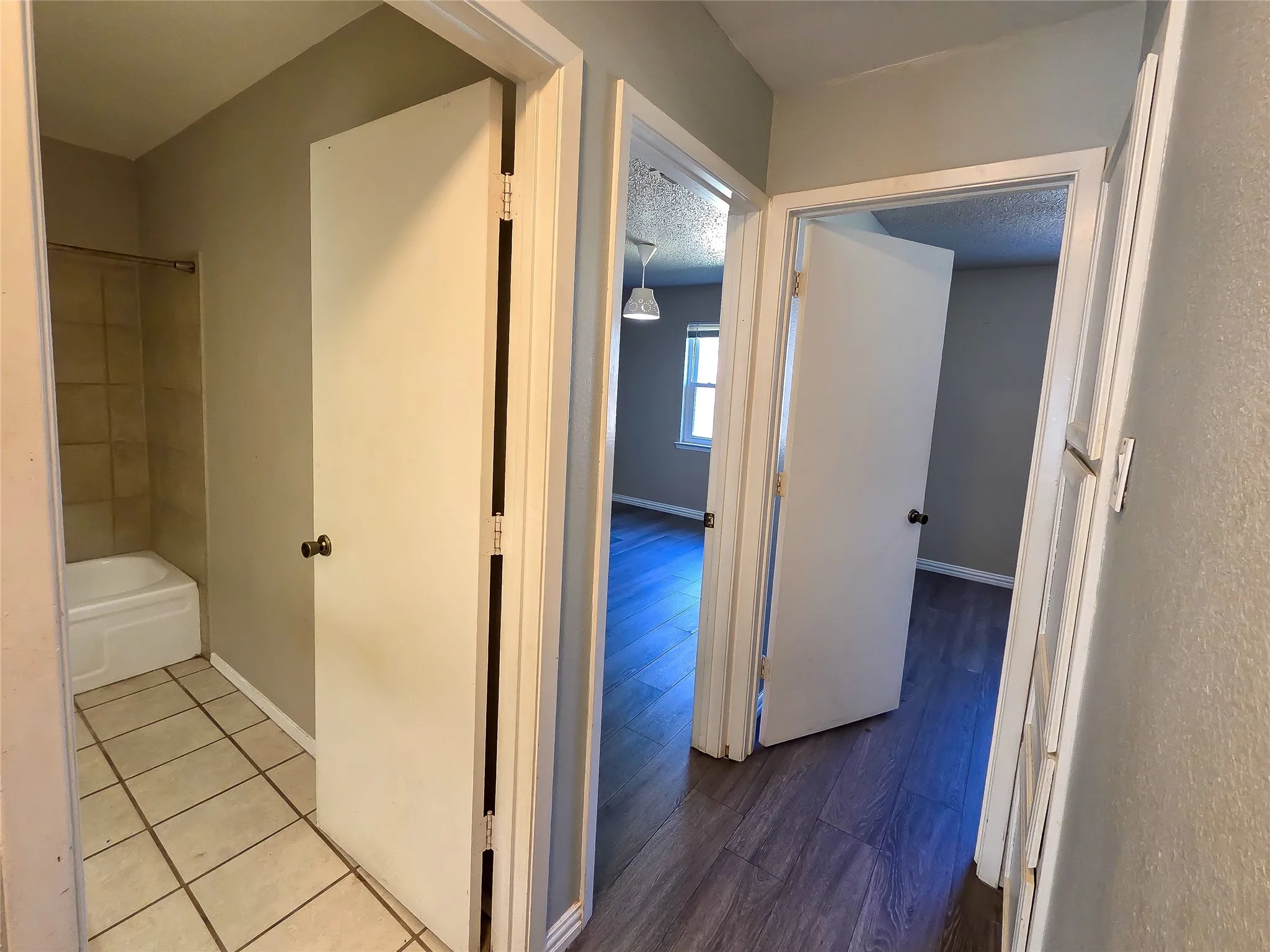 Single Family Residence For Rent in Tarrant County , 4915 S Prairieview Court, Arlington, Texas 76017, 3 Bedroom, 2 Bathroom, 2 Garage spaces, 1,345 Sqft, built in 1981, mls#21361177, Real Estate Agent in Arlington, Homes For Rent in Tarrant county, Homes For Rent in Arlington, Realtor in Arlington Texas, Real Estate Brokerage Independent Realty Texas, Luminita Cordes Realtor