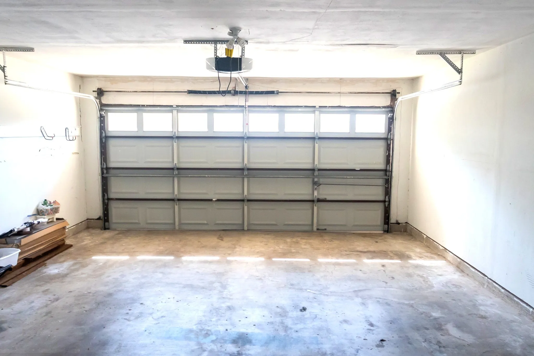 Single Family Residence For Rent in Tarrant County , 4915 S Prairieview Court, Arlington, Texas 76017, 3 Bedroom, 2 Bathroom, 2 Garage spaces, 1,345 Sqft, built in 1981, mls#21361177, Real Estate Agent in Arlington, Homes For Rent in Tarrant county, Homes For Rent in Arlington, Realtor in Arlington Texas, Real Estate Brokerage Independent Realty Texas, Luminita Cordes Realtor