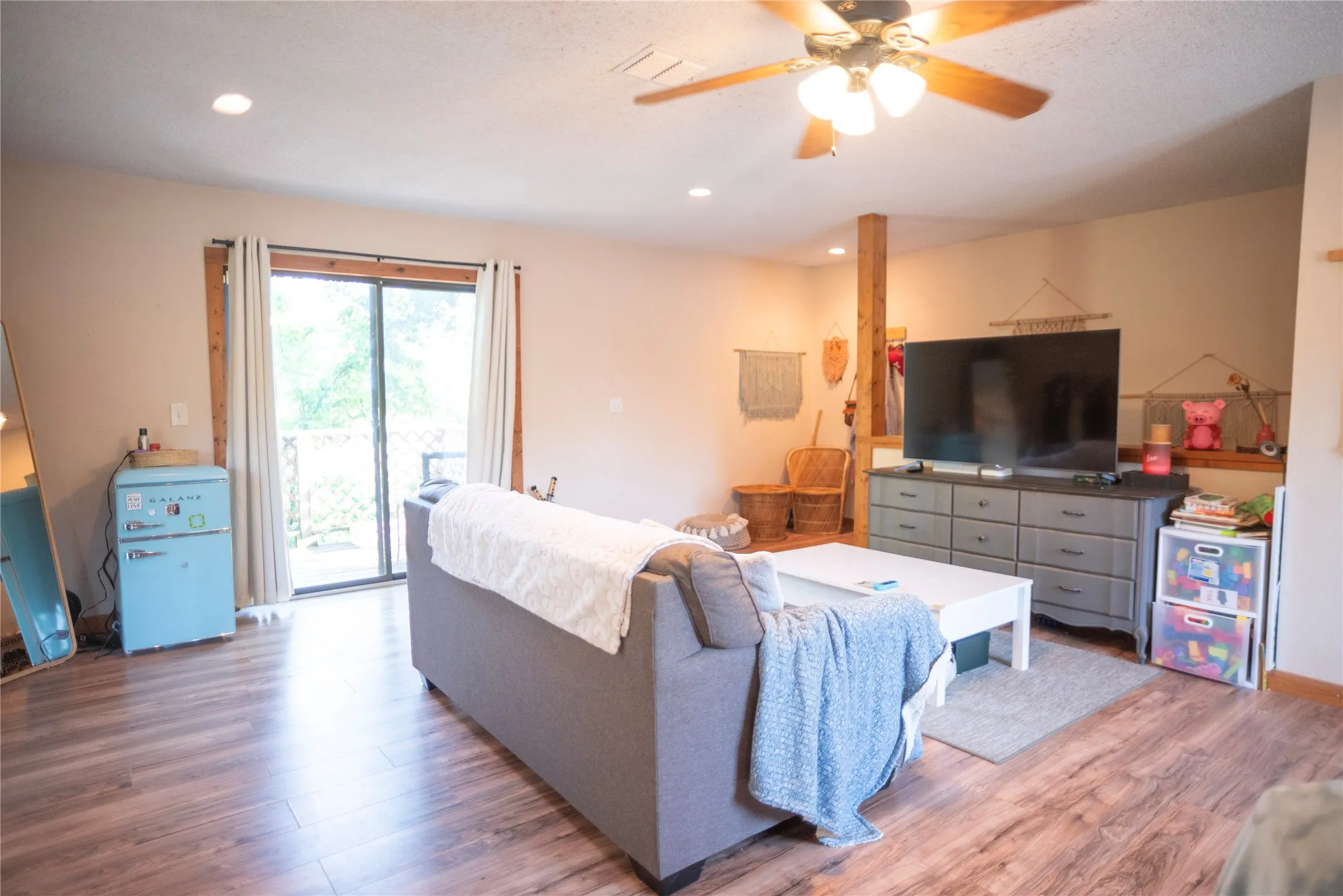 Single Family Residence For Sale in Wise County , 150 Private Road 4656, Boyd, Texas 76023, 3 Bedroom, 5 Bathroom, Garage spaces, 2,166 Sqft, built in 1984, mls#21362735, Real Estate Agent in Boyd, Homes For Sale in Wise county, Homes For Sale in Boyd, Realtor in Boyd Texas, Real Estate Brokerage Independent Realty Texas, Luminita Cordes Realtor