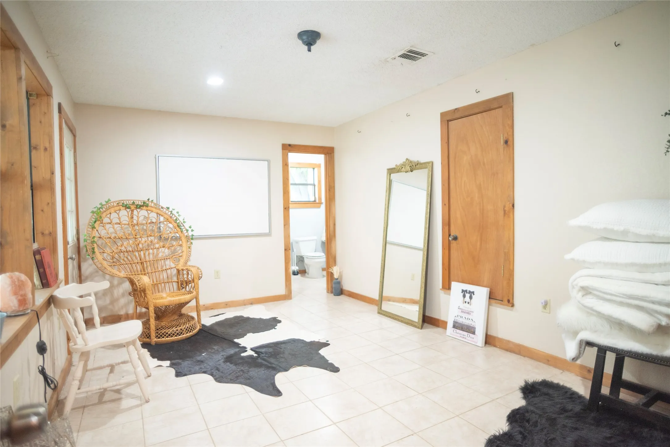 Single Family Residence For Sale in Wise County , 150 Private Road 4656, Boyd, Texas 76023, 3 Bedroom, 5 Bathroom, Garage spaces, 2,166 Sqft, built in 1984, mls#21362735, Real Estate Agent in Boyd, Homes For Sale in Wise county, Homes For Sale in Boyd, Realtor in Boyd Texas, Real Estate Brokerage Independent Realty Texas, Luminita Cordes Realtor