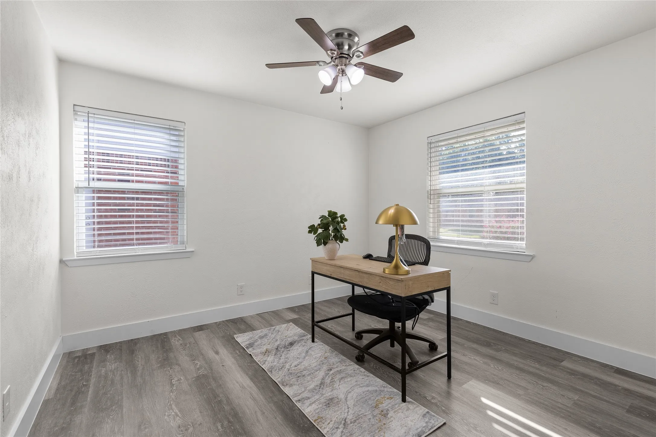 Single Family Residence For Sale in Dallas County , 13640 Janwood Lane, Farmers Branch, Texas 75234, 3 Bedroom, 2 Bathroom, 2 Garage spaces, 1,329 Sqft, built in 1958, mls#21363755, Real Estate Agent in Farmers Branch, Homes For Sale in Dallas county, Homes For Sale in Farmers Branch, Realtor in Farmers Branch Texas, Real Estate Brokerage Independent Realty Texas, Luminita Cordes Realtor